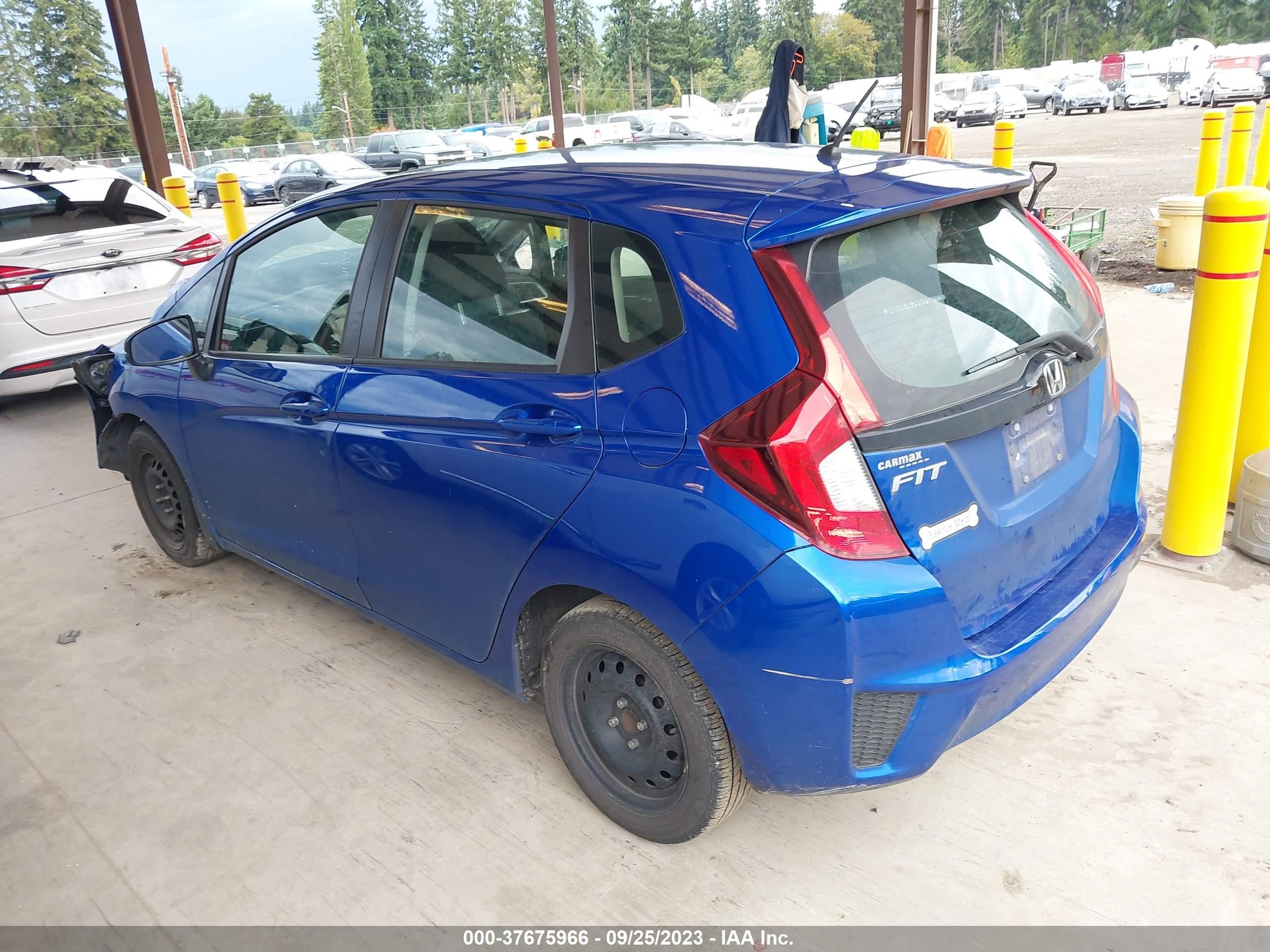 Photo 2 VIN: 3HGGK5H5XFM718359 - HONDA FIT 