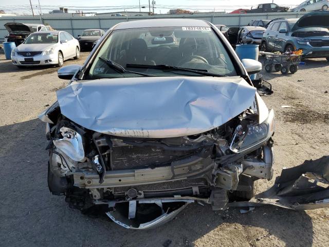 Photo 4 VIN: 3HGGK5H5XFM754021 - HONDA FIT LX 