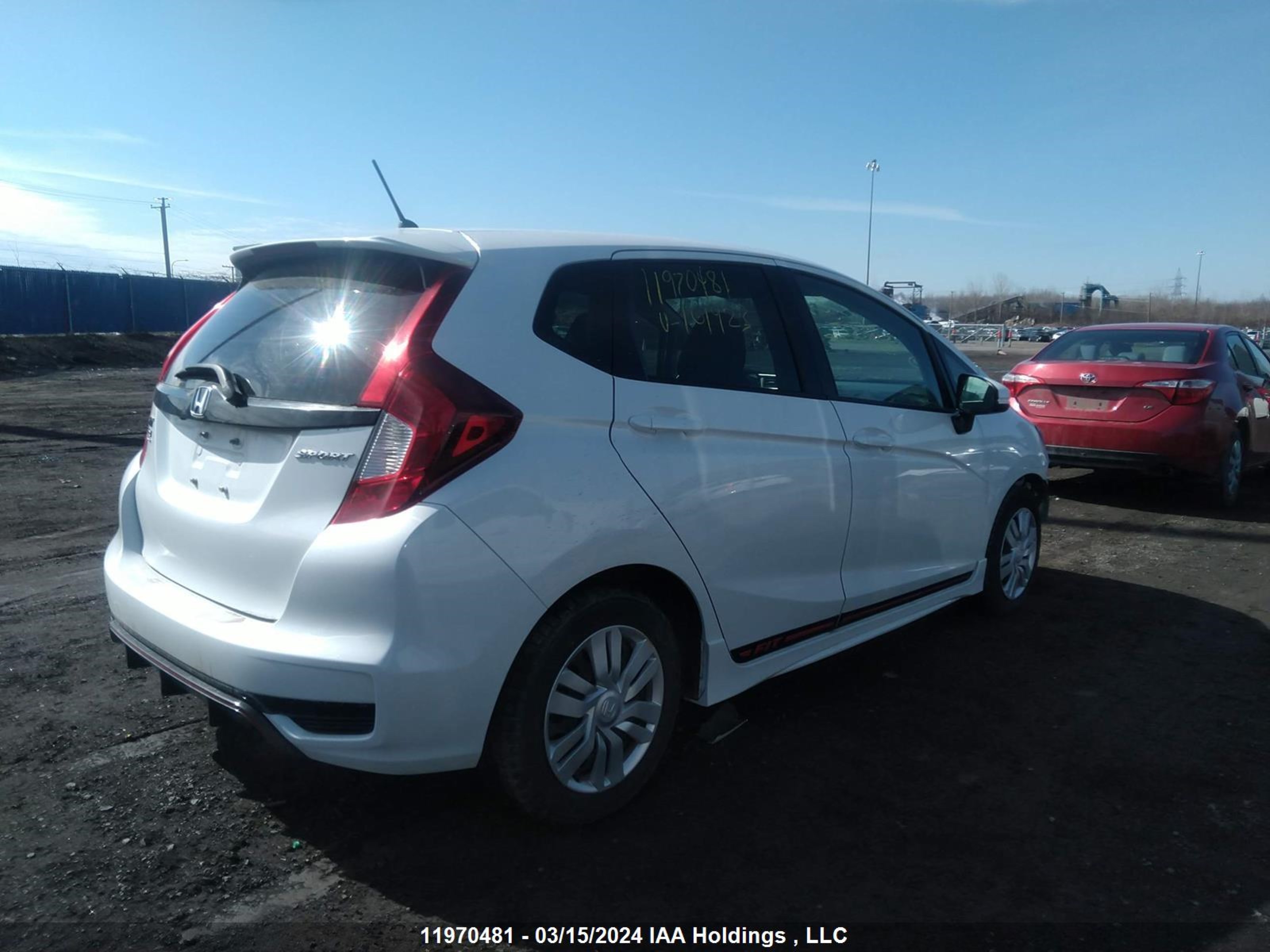 Photo 3 VIN: 3HGGK5H63KM101923 - HONDA FIT 