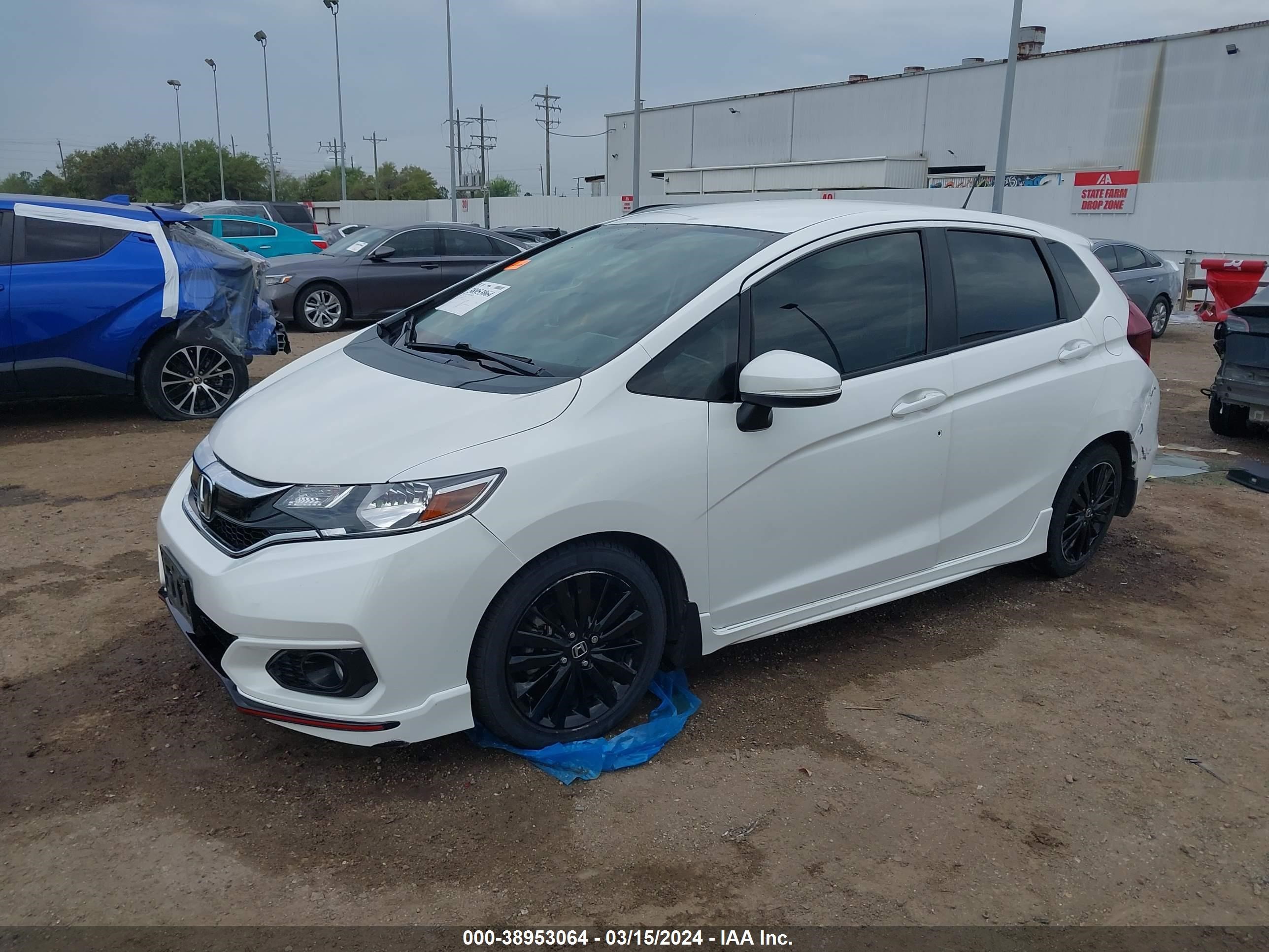 Photo 1 VIN: 3HGGK5H64JM712753 - HONDA FIT 