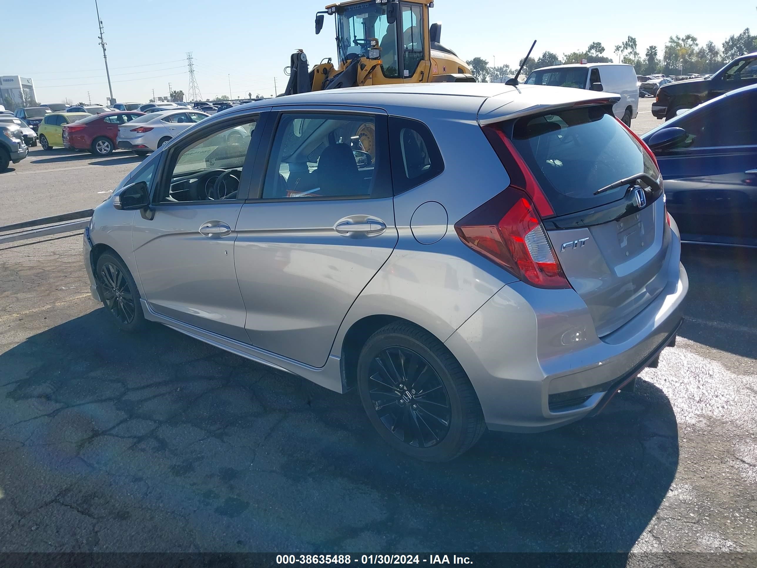 Photo 2 VIN: 3HGGK5H6XLM706992 - HONDA FIT 