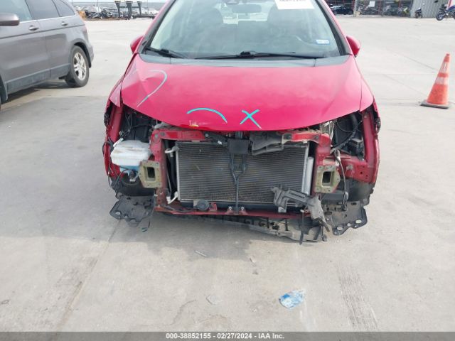 Photo 5 VIN: 3HGGK5H76JM715839 - HONDA FIT 