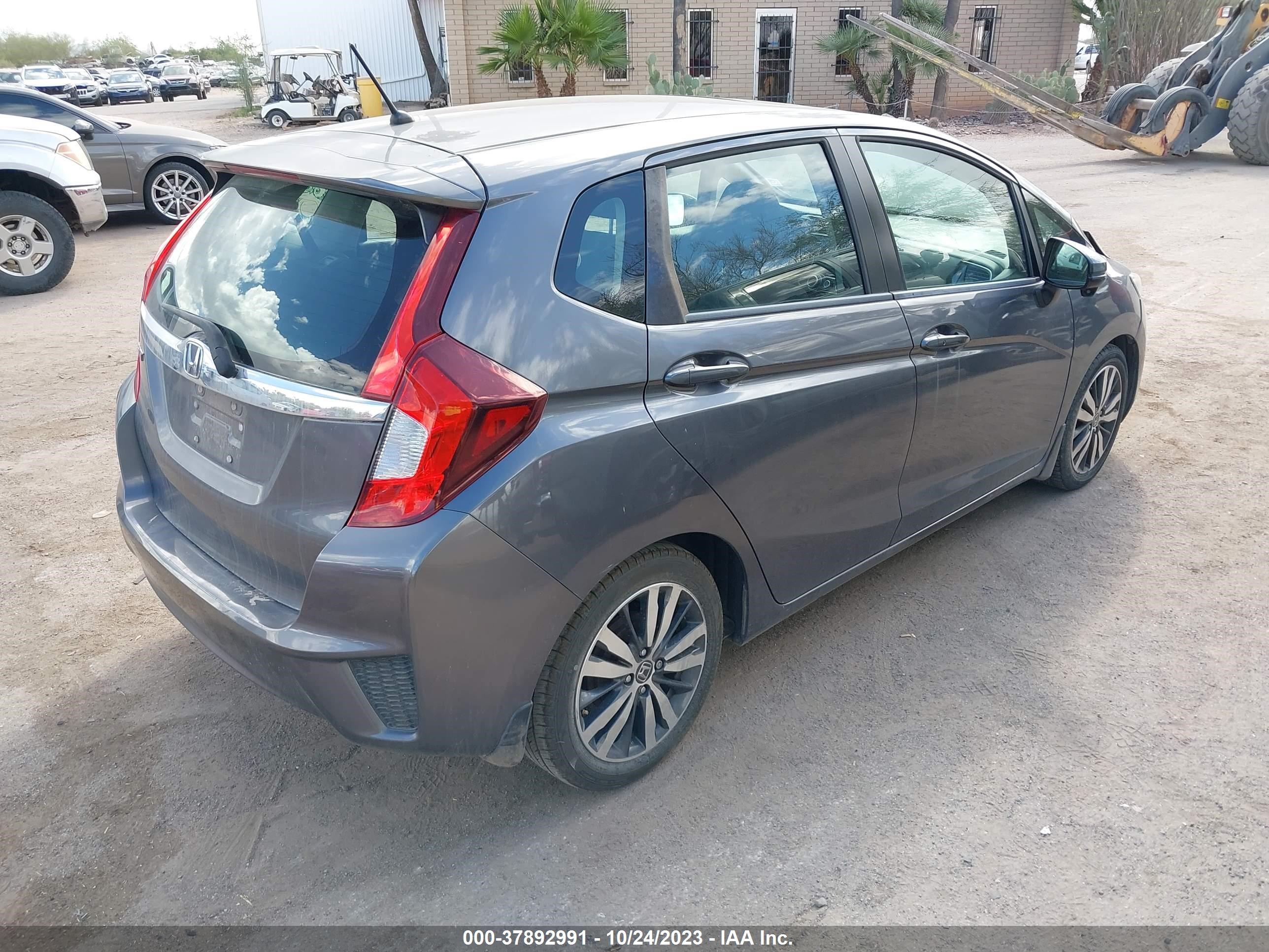 Photo 3 VIN: 3HGGK5H81FM707048 - HONDA FIT 