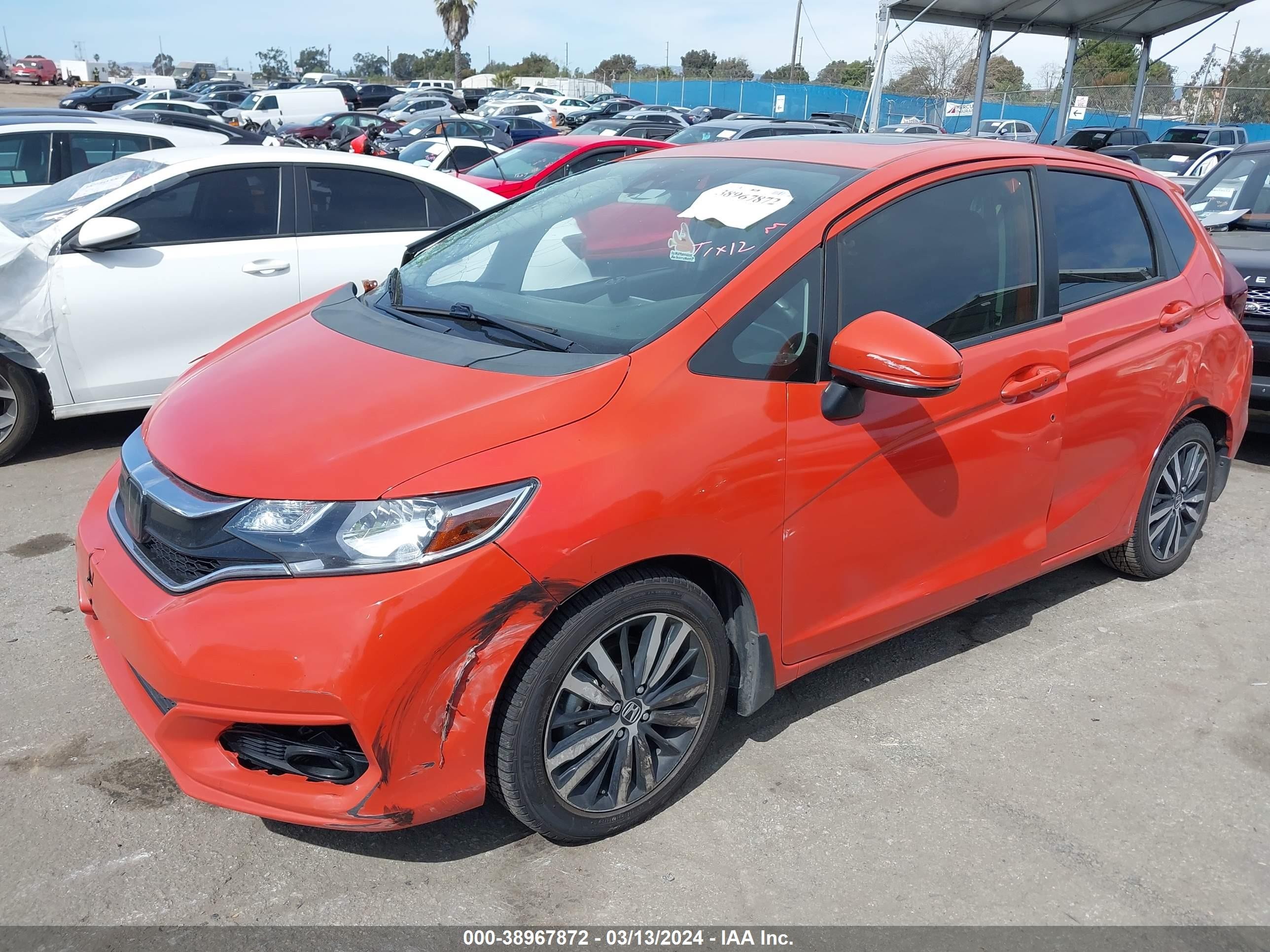 Photo 1 VIN: 3HGGK5H81JM721377 - HONDA FIT 