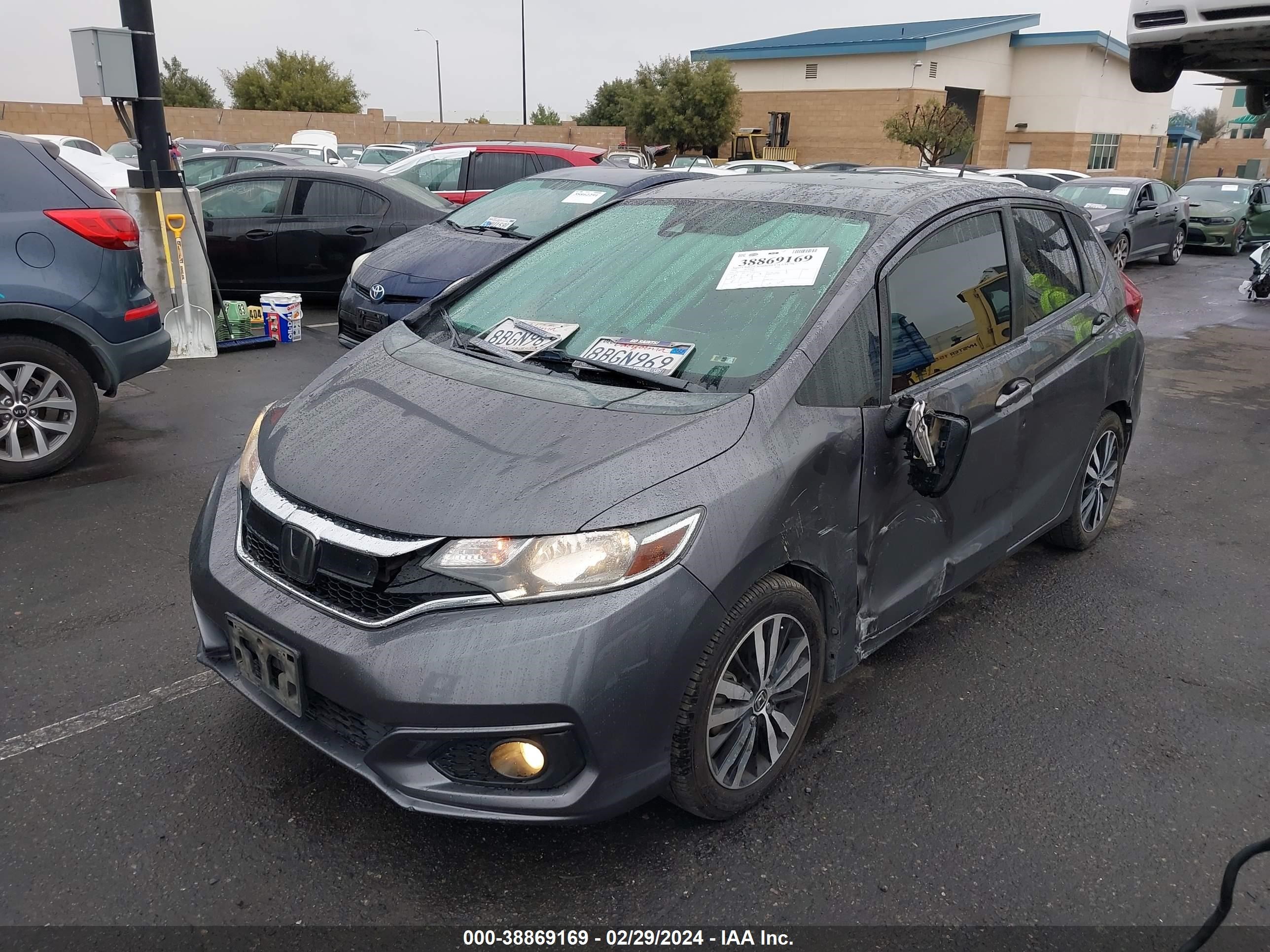 Photo 1 VIN: 3HGGK5H81JM725932 - HONDA FIT 