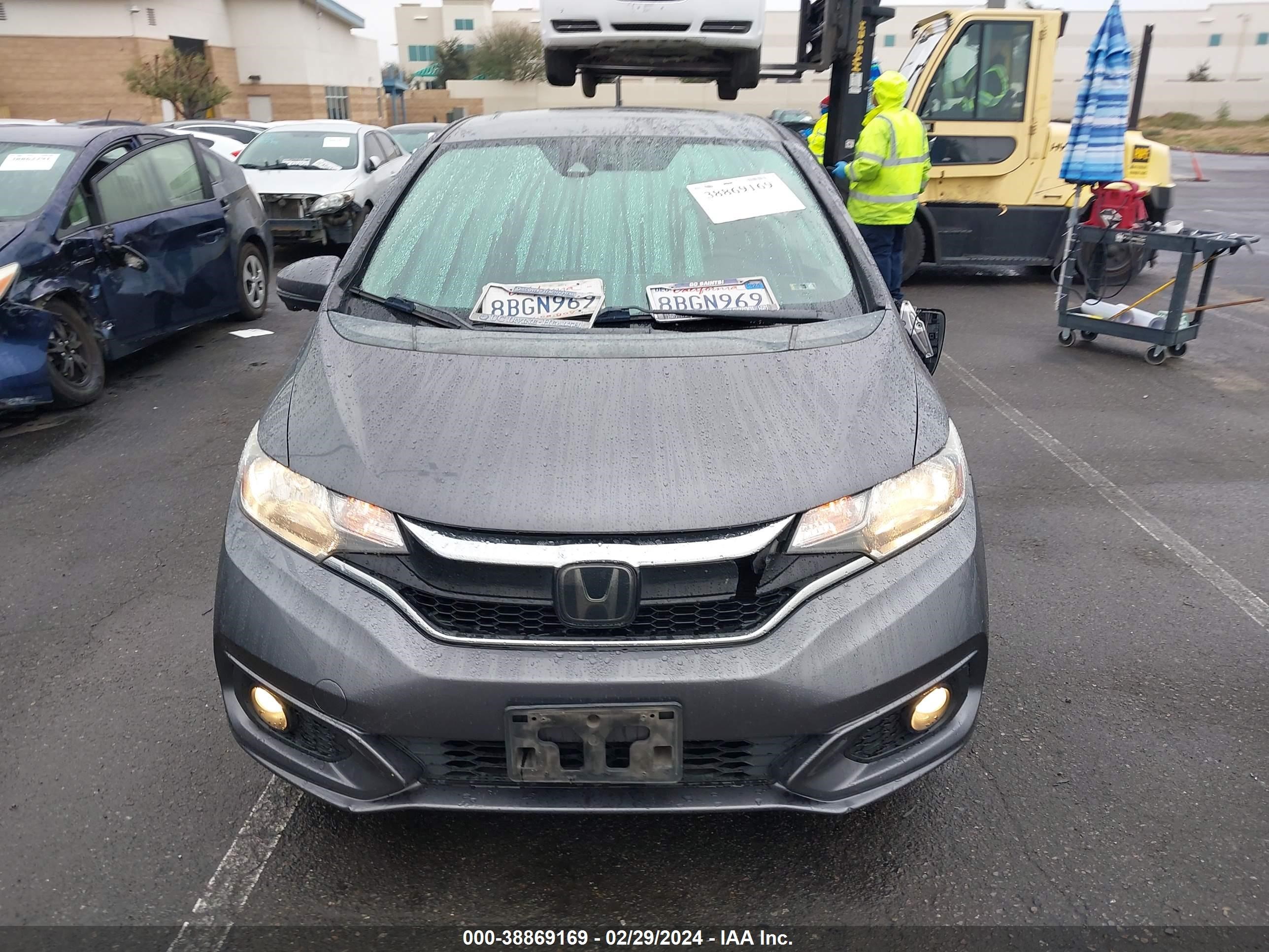 Photo 11 VIN: 3HGGK5H81JM725932 - HONDA FIT 