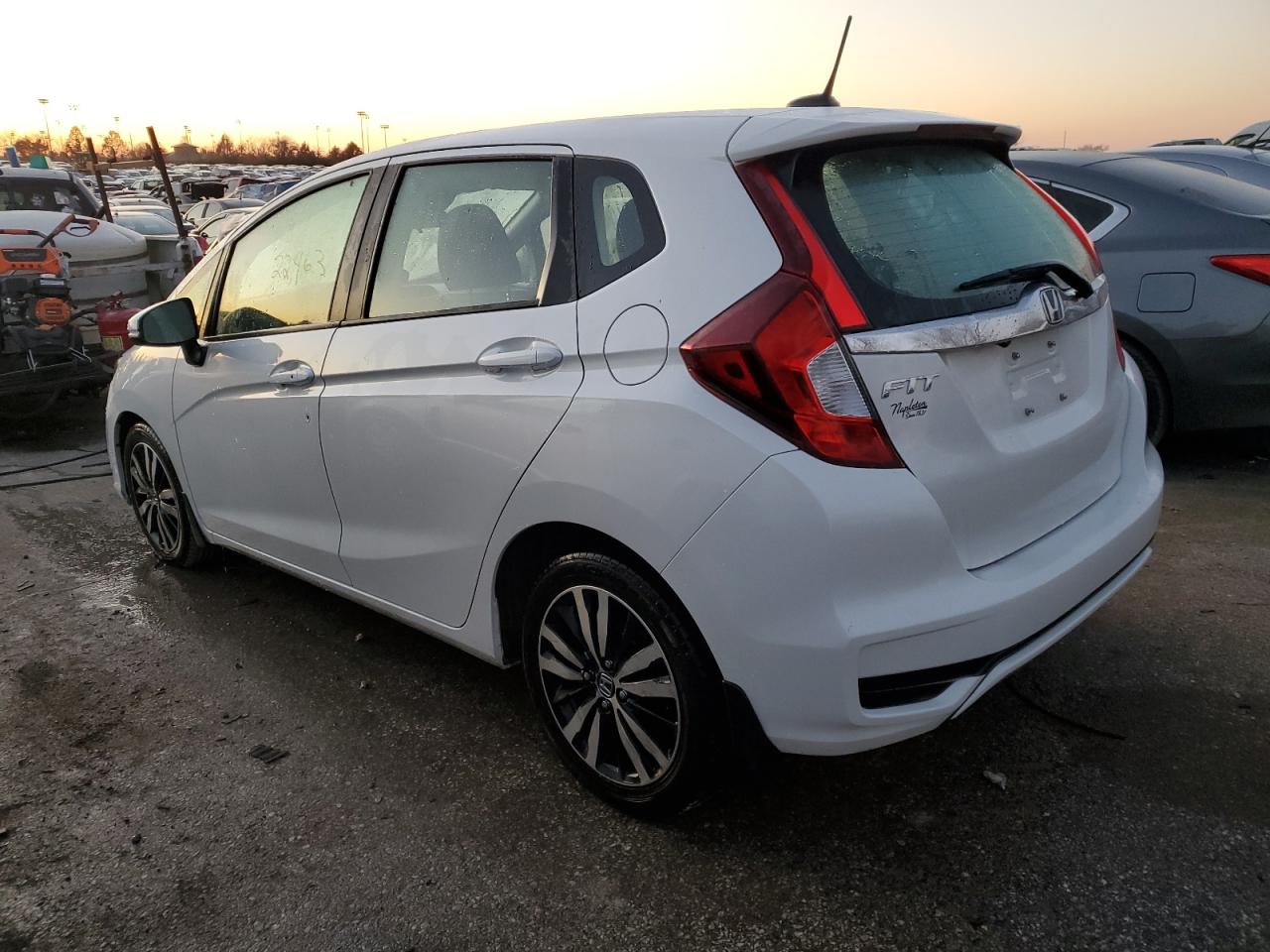 Photo 1 VIN: 3HGGK5H81LM716358 - HONDA FIT 