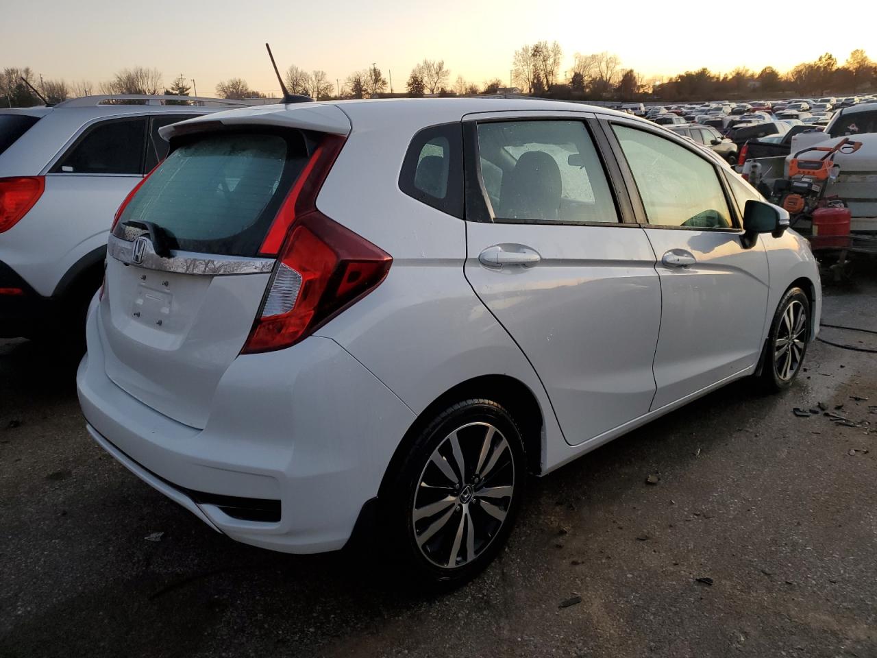 Photo 2 VIN: 3HGGK5H81LM716358 - HONDA FIT 