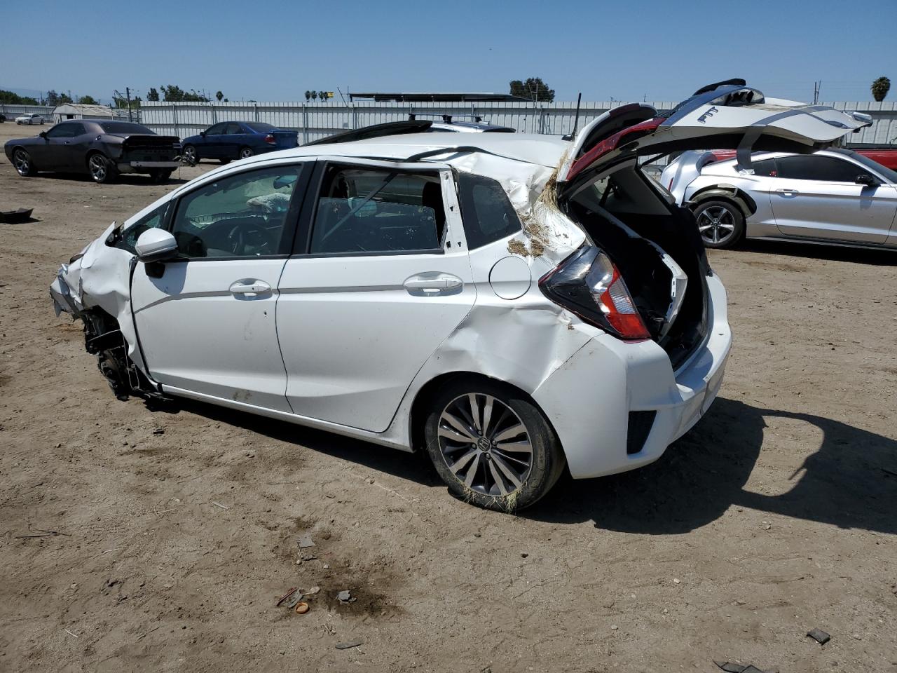 Photo 1 VIN: 3HGGK5H82FM757697 - HONDA FIT 