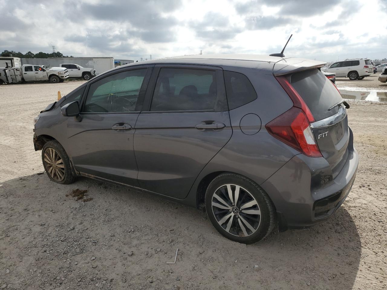 Photo 1 VIN: 3HGGK5H82JM707973 - HONDA FIT 