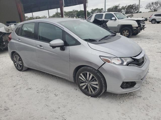 Photo 3 VIN: 3HGGK5H82JM720299 - HONDA FIT 