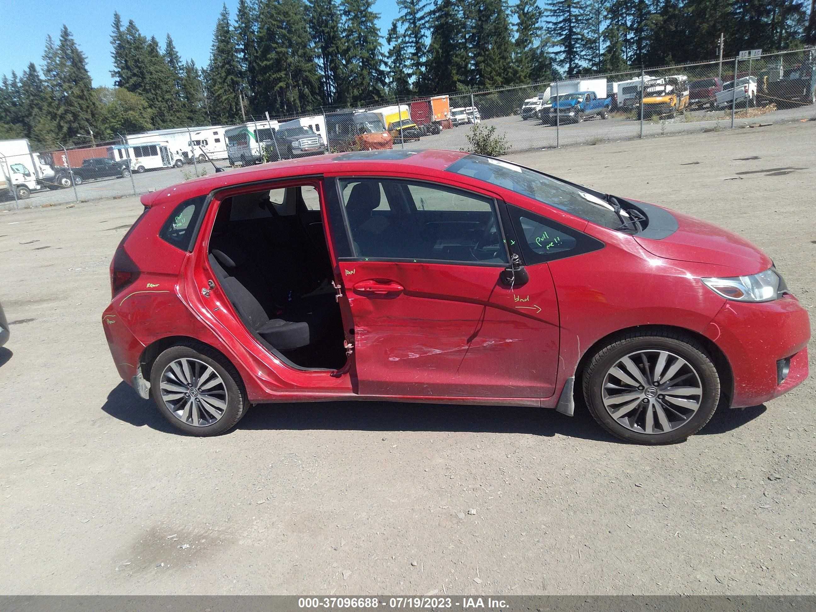 Photo 12 VIN: 3HGGK5H83FM716611 - HONDA FIT 