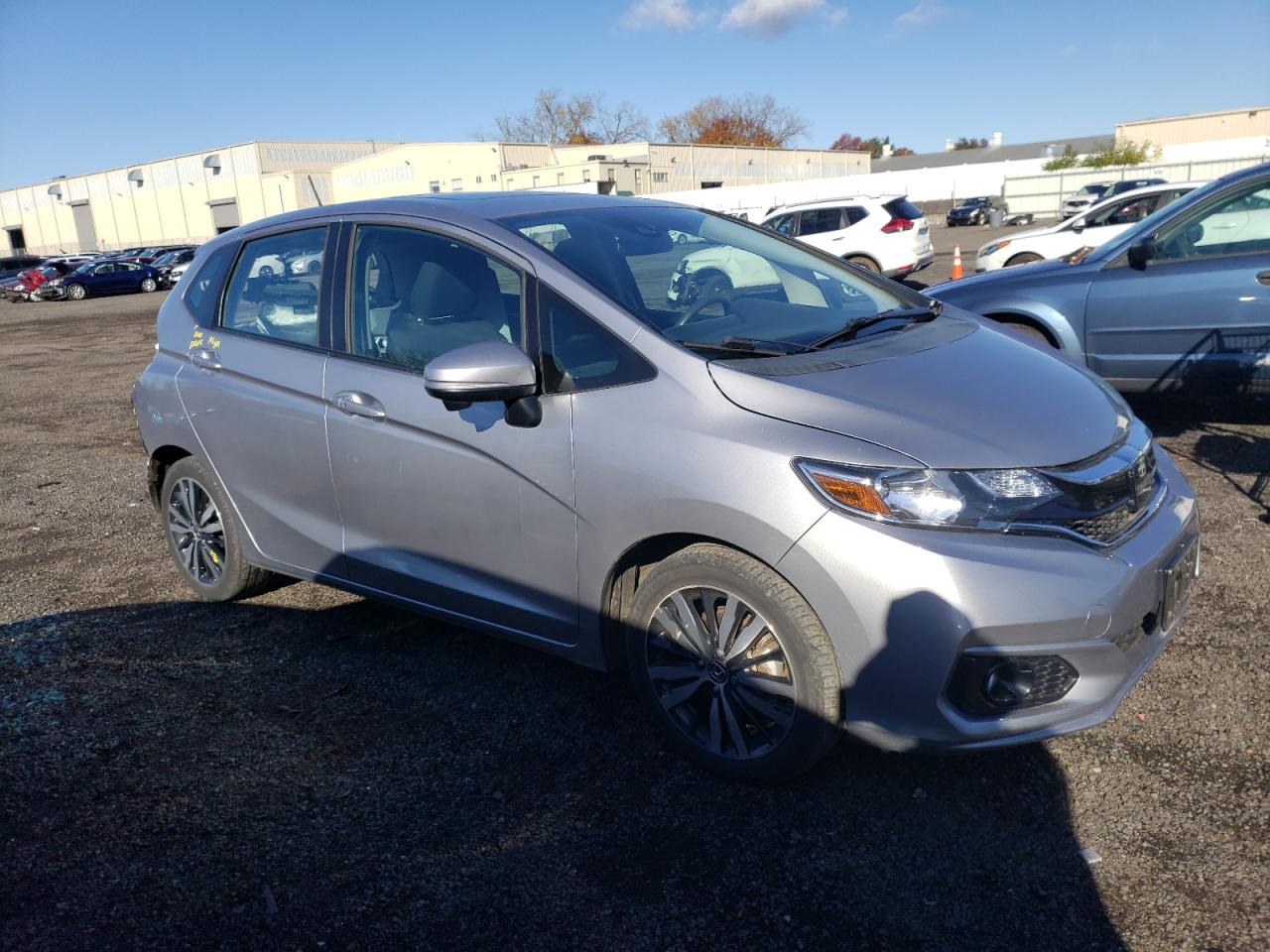 Photo 3 VIN: 3HGGK5H83JM721364 - HONDA FIT 