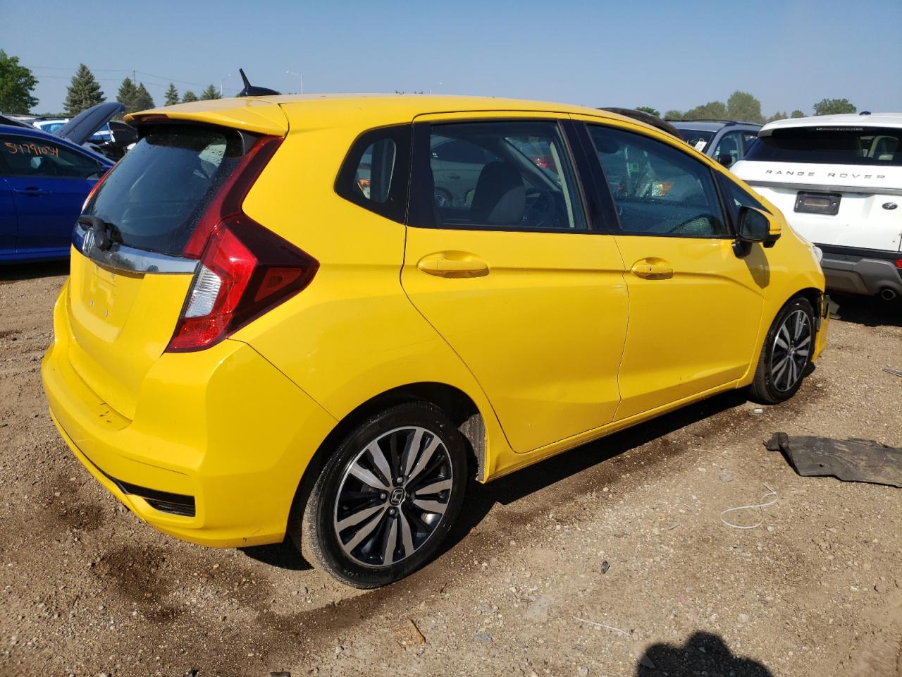 Photo 2 VIN: 3HGGK5H83JM729366 - HONDA FIT 