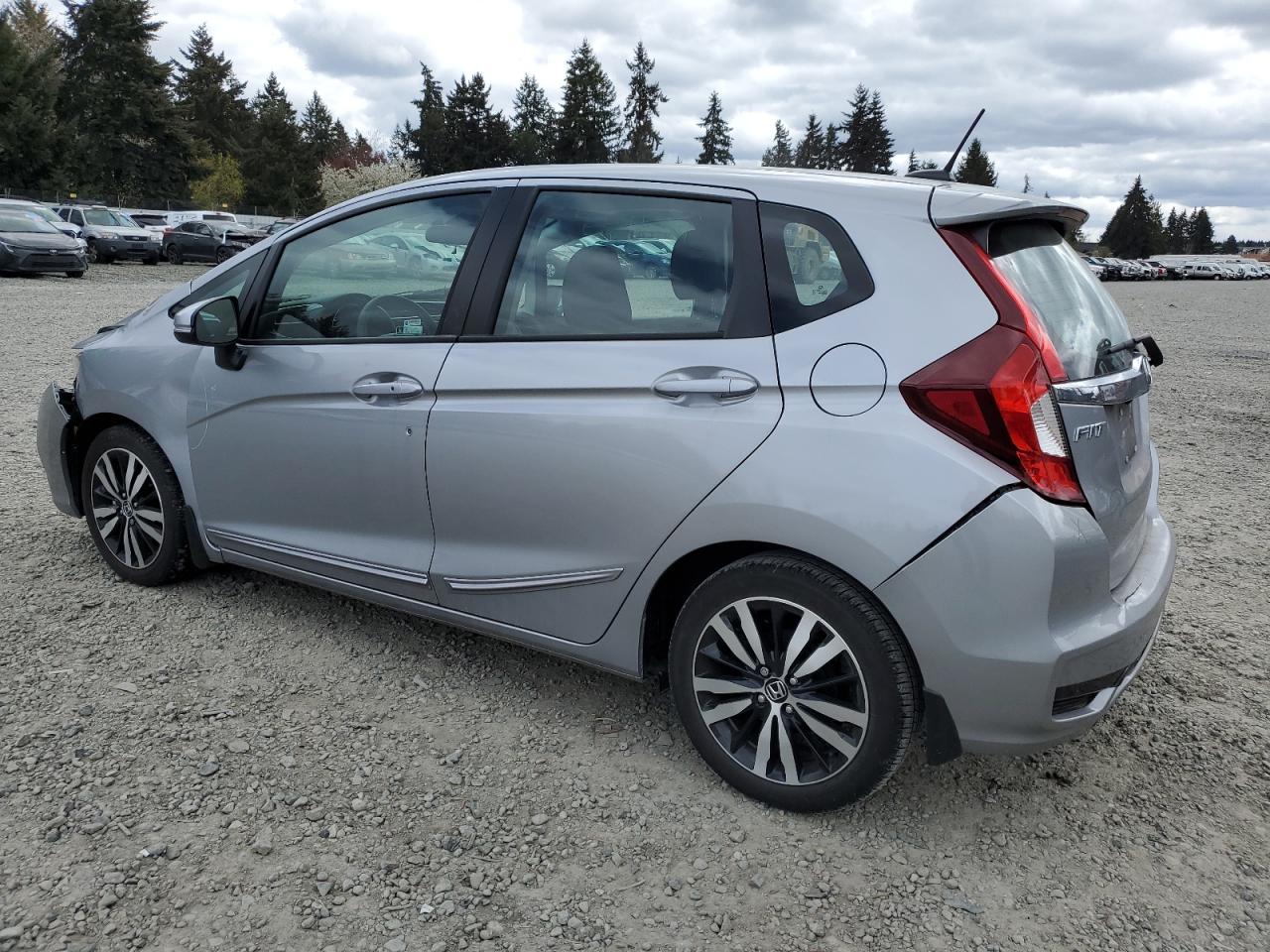 Photo 1 VIN: 3HGGK5H83JM732218 - HONDA FIT 