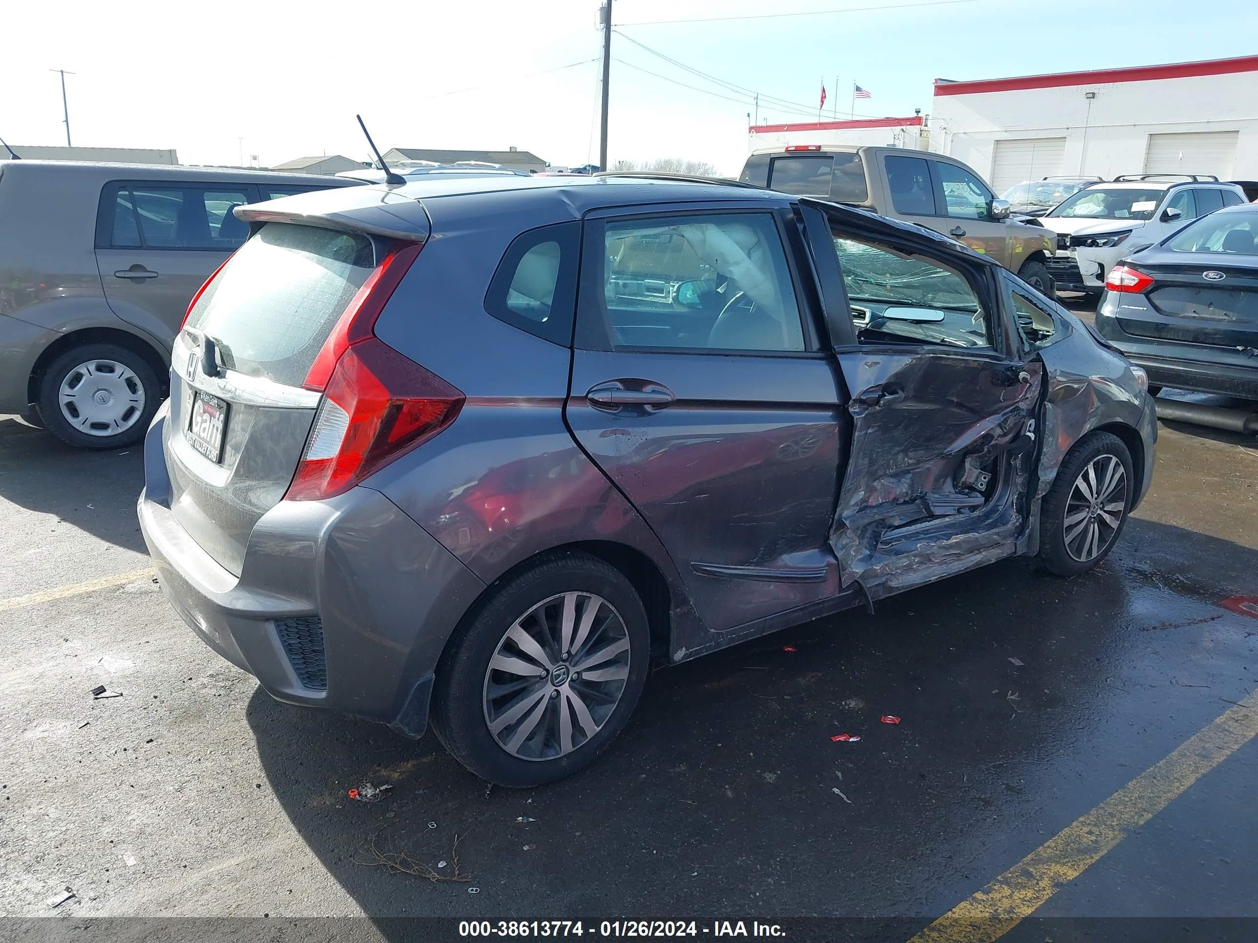 Photo 3 VIN: 3HGGK5H84FM731571 - HONDA FIT 