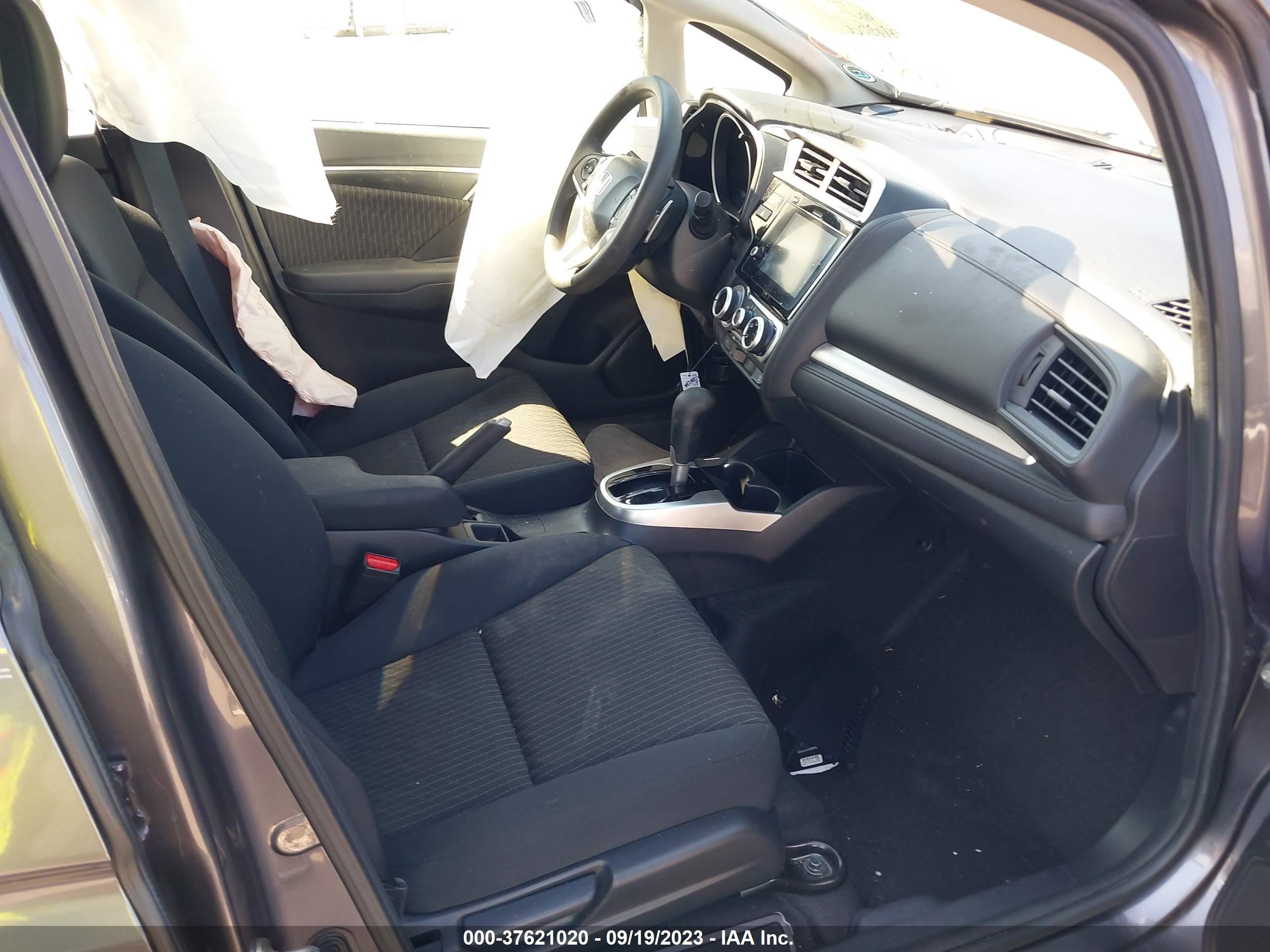 Photo 4 VIN: 3HGGK5H86KM729640 - HONDA FIT 