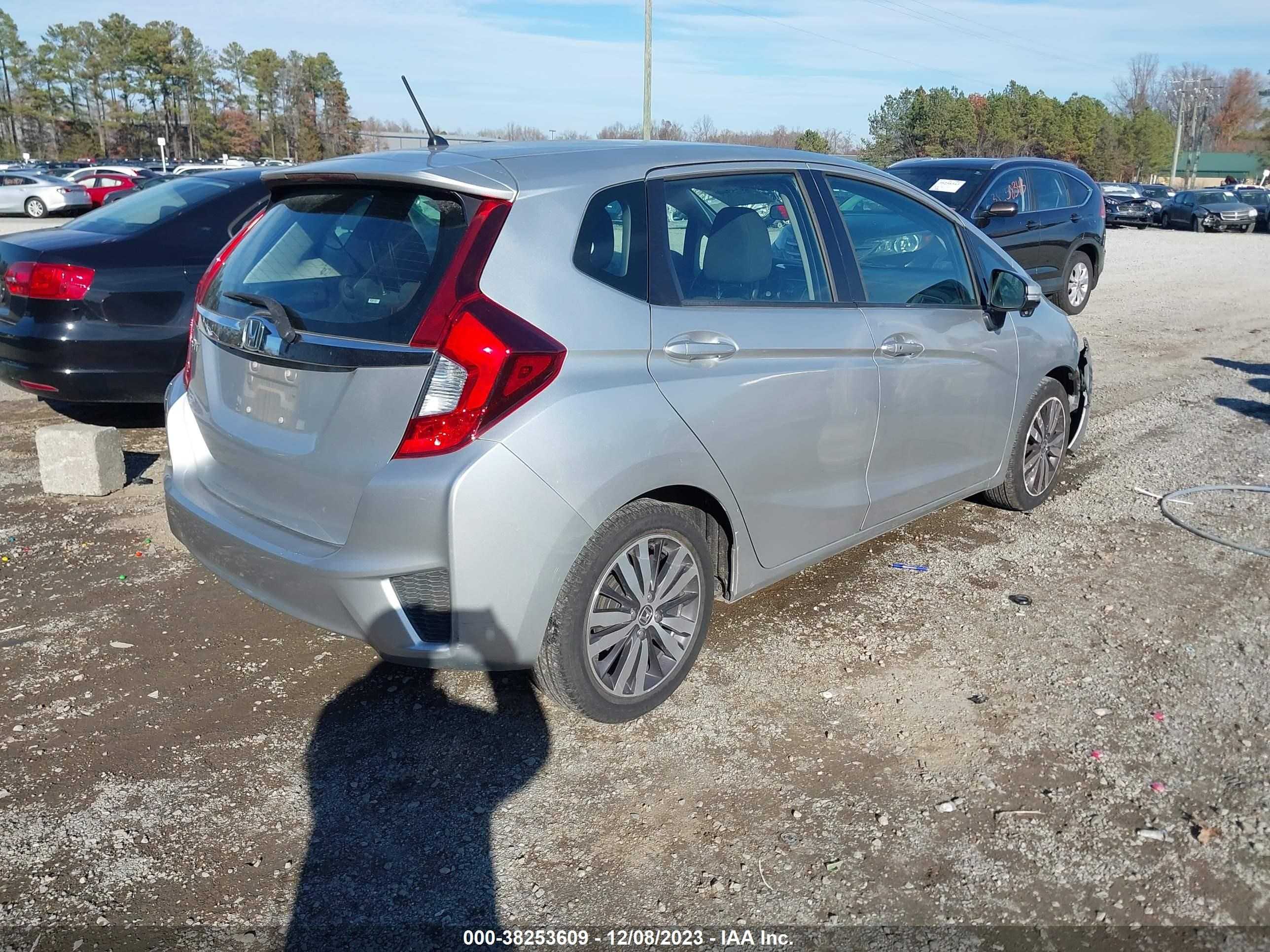 Photo 3 VIN: 3HGGK5H87FM730785 - HONDA FIT 