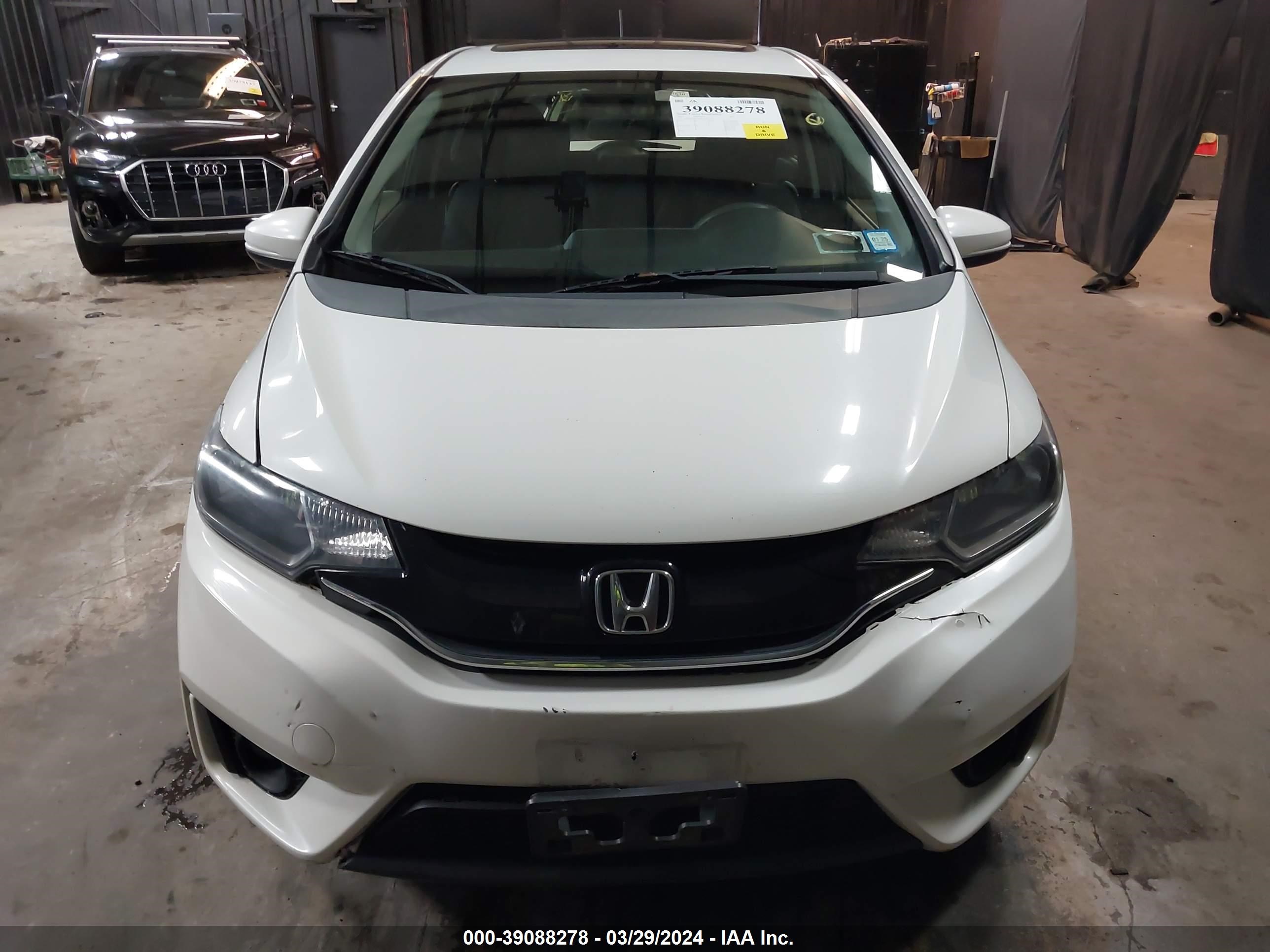 Photo 11 VIN: 3HGGK5H89FM709663 - HONDA FIT 