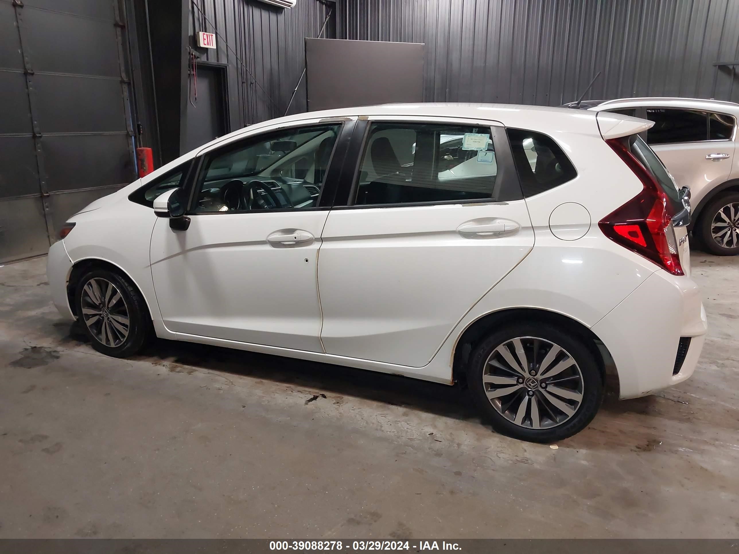 Photo 13 VIN: 3HGGK5H89FM709663 - HONDA FIT 