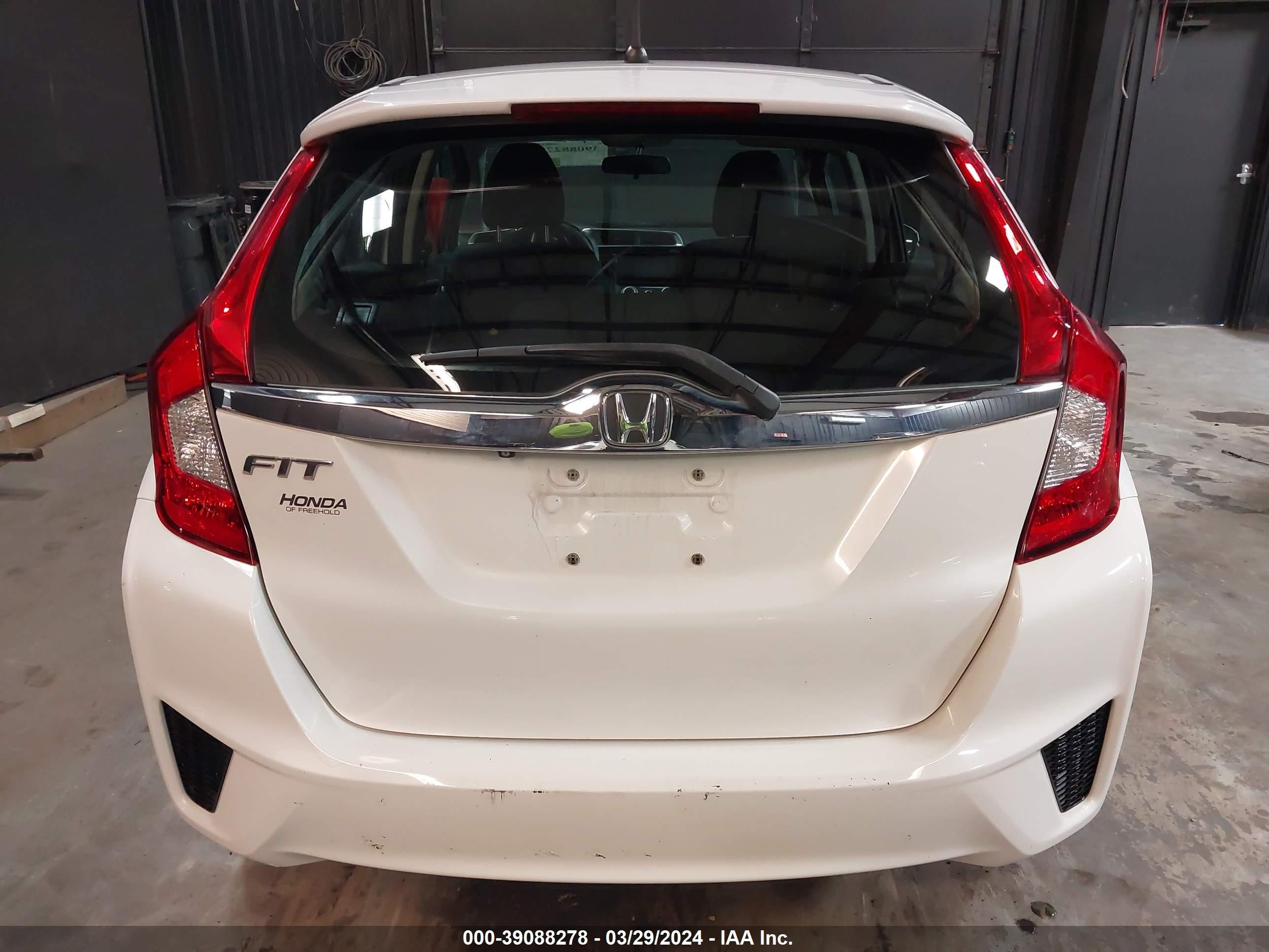 Photo 15 VIN: 3HGGK5H89FM709663 - HONDA FIT 