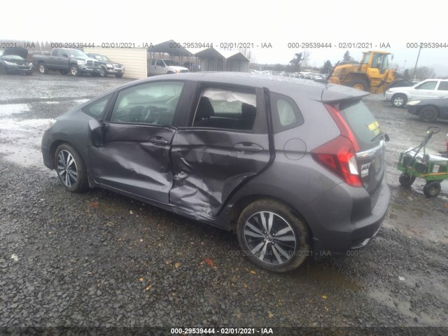 Photo 2 VIN: 3HGGK5H8XJM726318 - HONDA FIT 