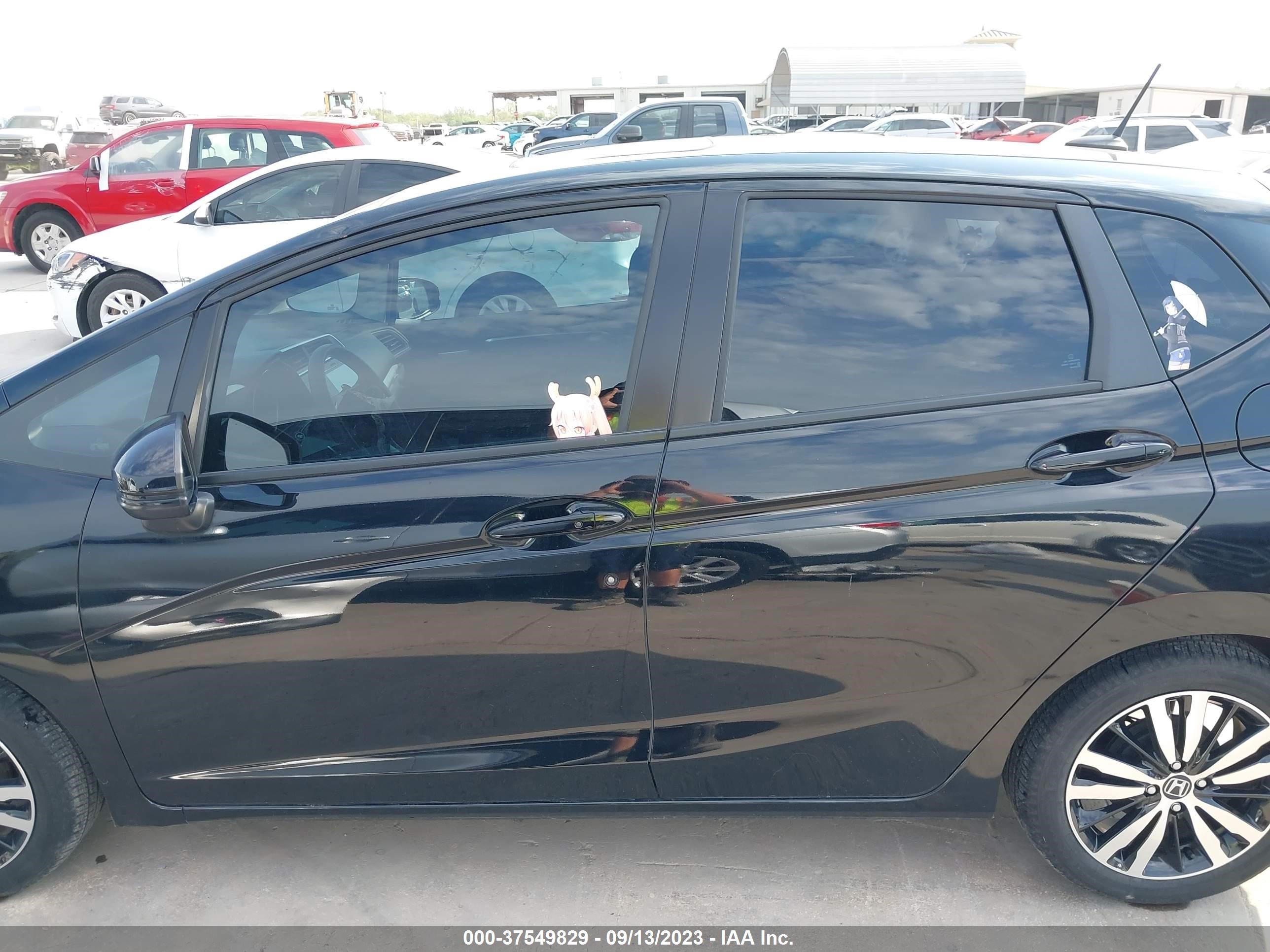 Photo 13 VIN: 3HGGK5H8XKM739653 - HONDA FIT 