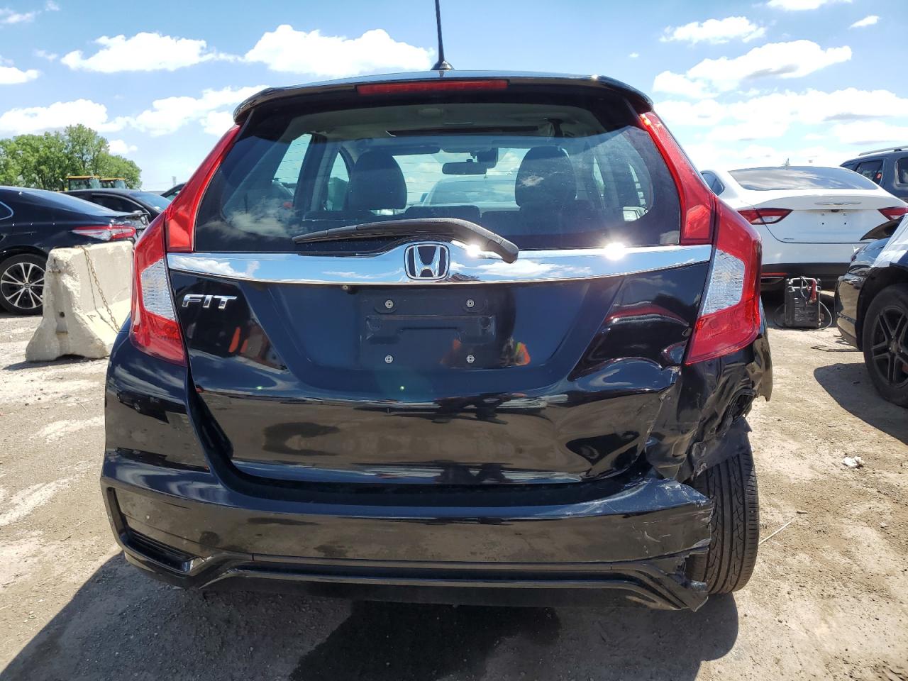 Photo 5 VIN: 3HGGK5H94JM724055 - HONDA FIT 