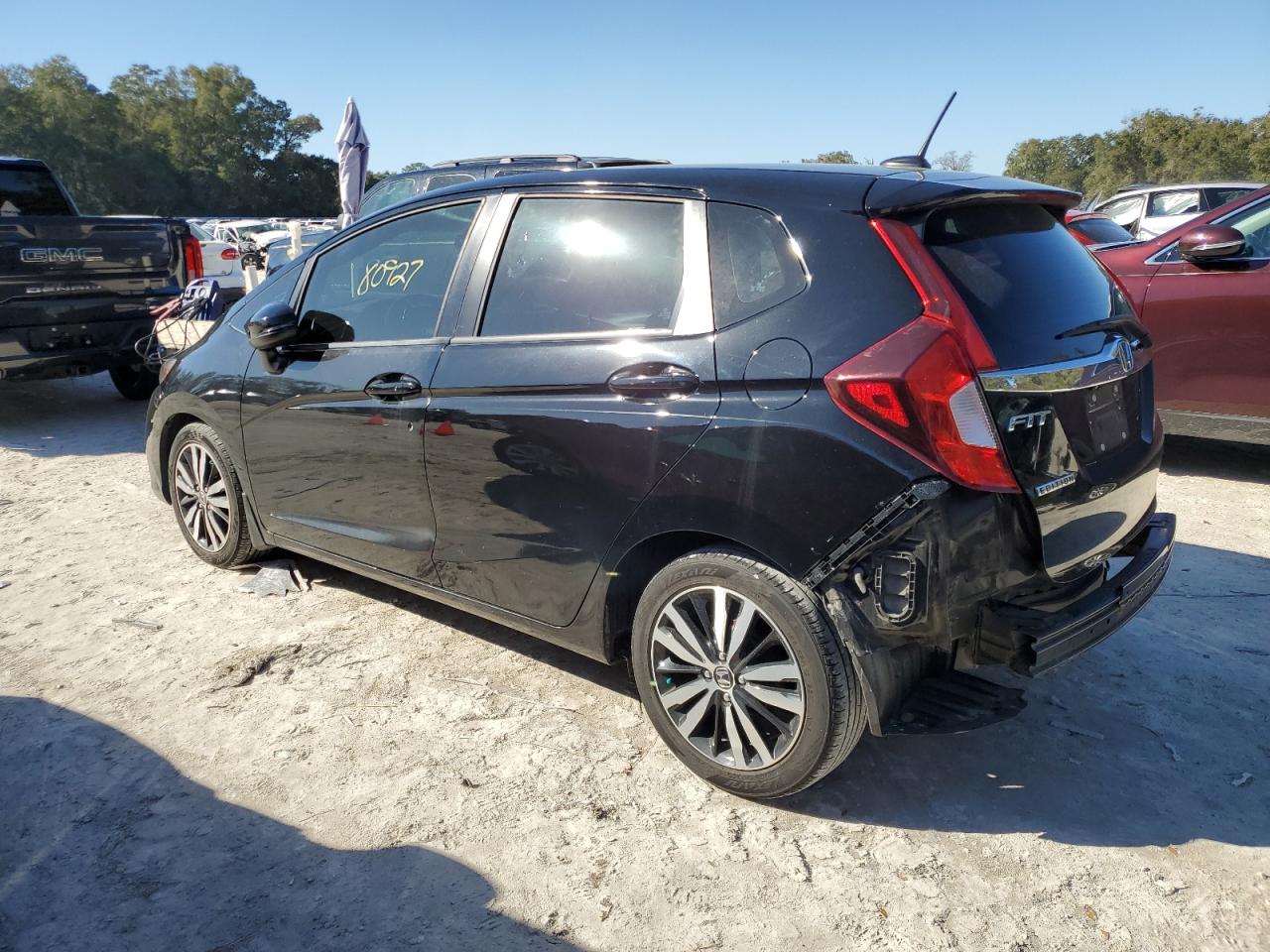 Photo 1 VIN: 3HGGK5H97JM717634 - HONDA FIT 