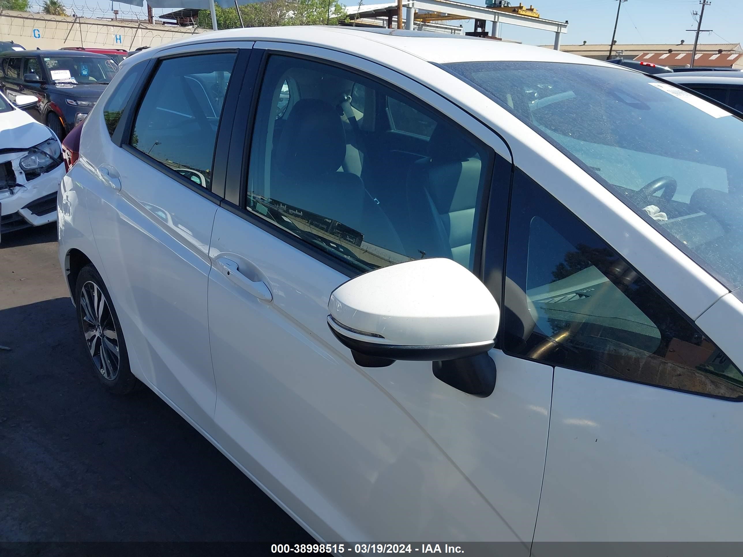 Photo 12 VIN: 3HGGK5H9XJM721645 - HONDA FIT 