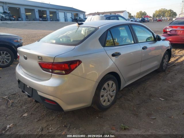 Photo 3 VIN: 3KPA24AB3JE065925 - KIA RIO 