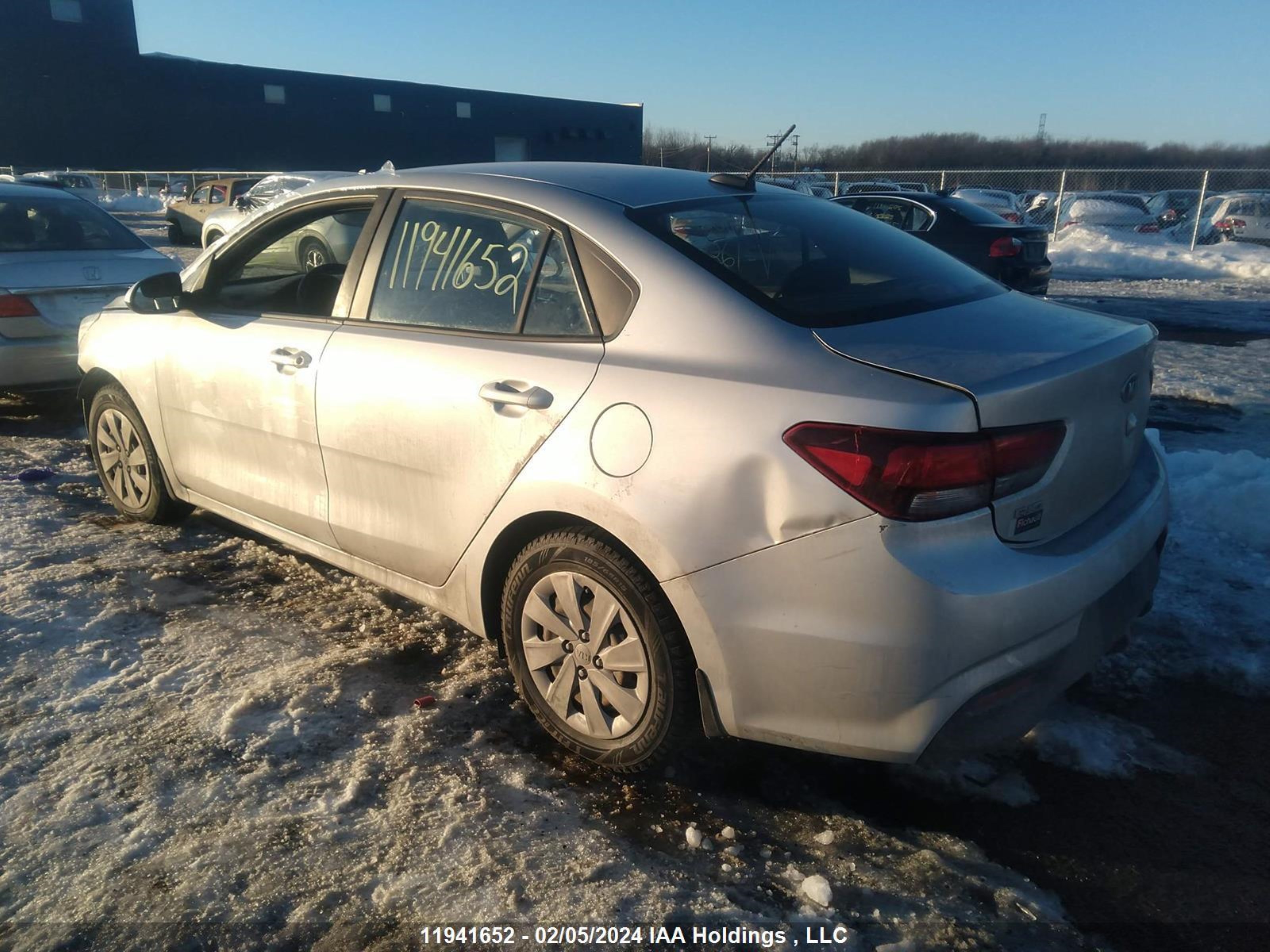 Photo 2 VIN: 3KPA24AB5JE128250 - KIA RIO 