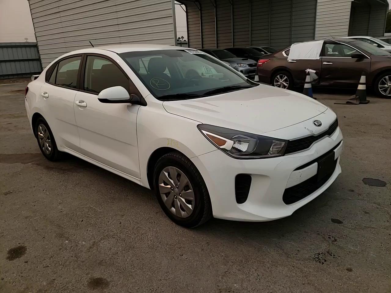 Photo 10 VIN: 3KPA24AB7JE050019 - KIA RIO LX 