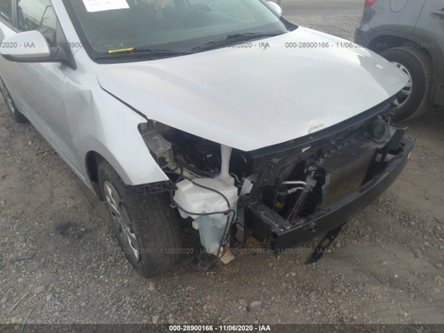 Photo 5 VIN: 3KPA24AB9JE053875 - KIA RIO 