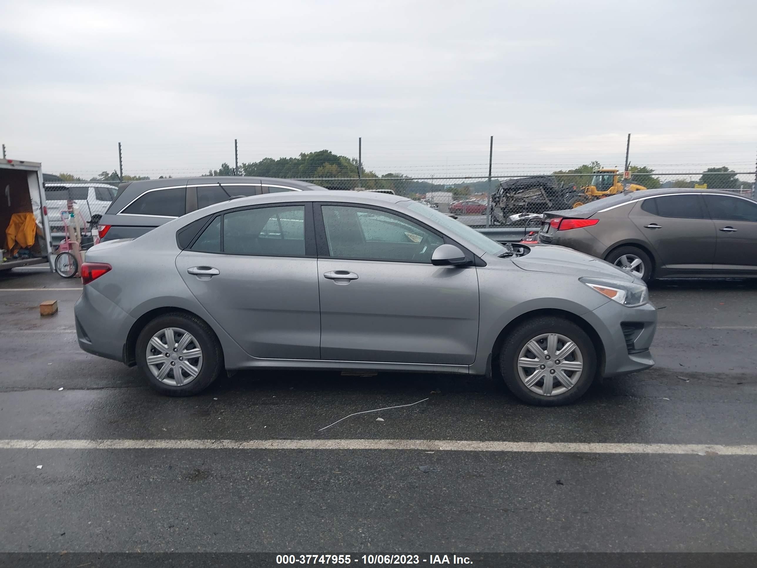 Photo 12 VIN: 3KPA24AD0NE490607 - KIA RIO 