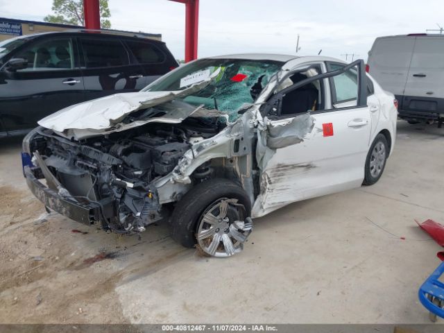 Photo 5 VIN: 3KPA24AD1NE499042 - KIA RIO 