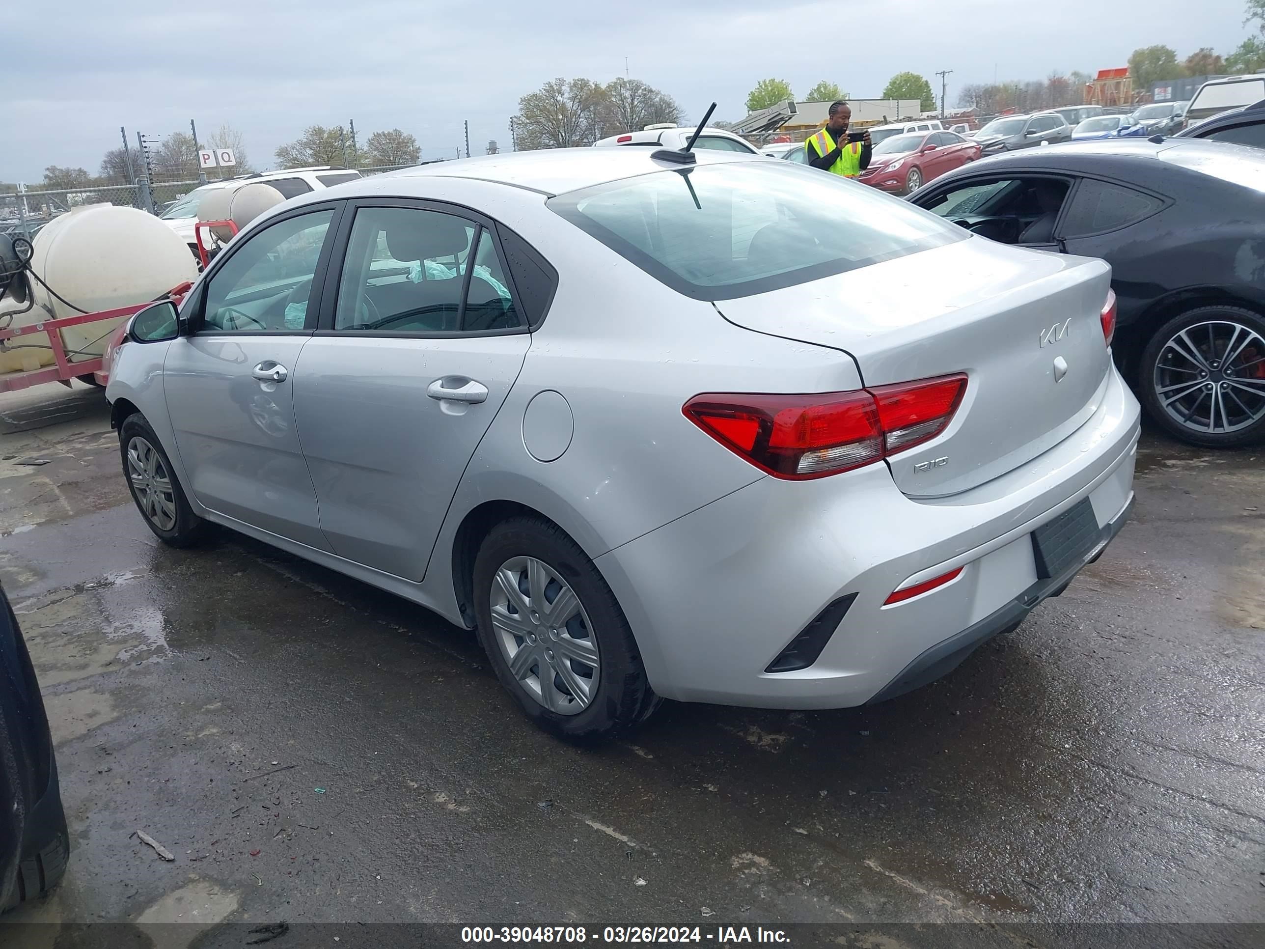 Photo 2 VIN: 3KPA24AD1PE529403 - KIA RIO 