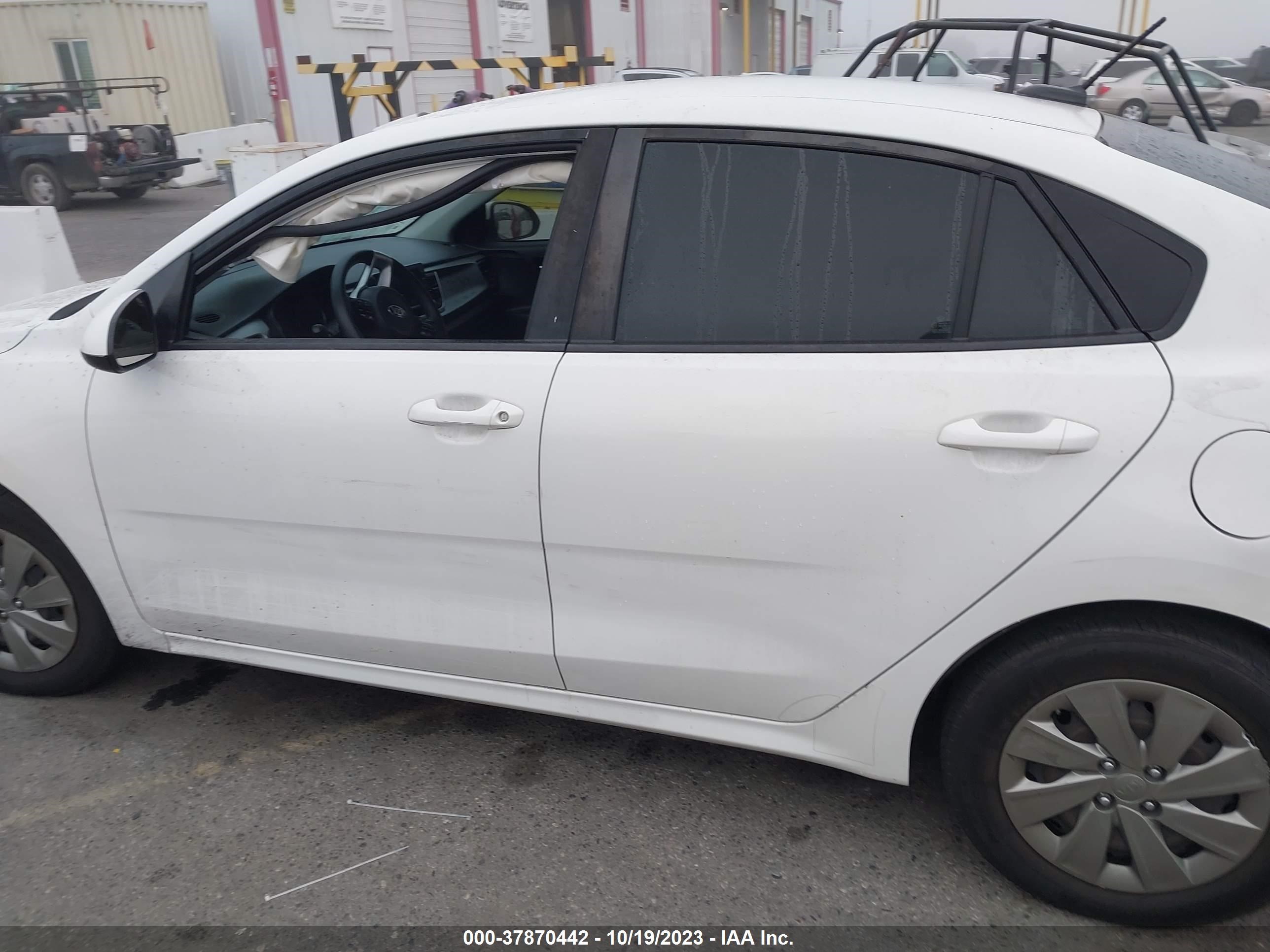 Photo 12 VIN: 3KPA24AD2LE279499 - KIA RIO 