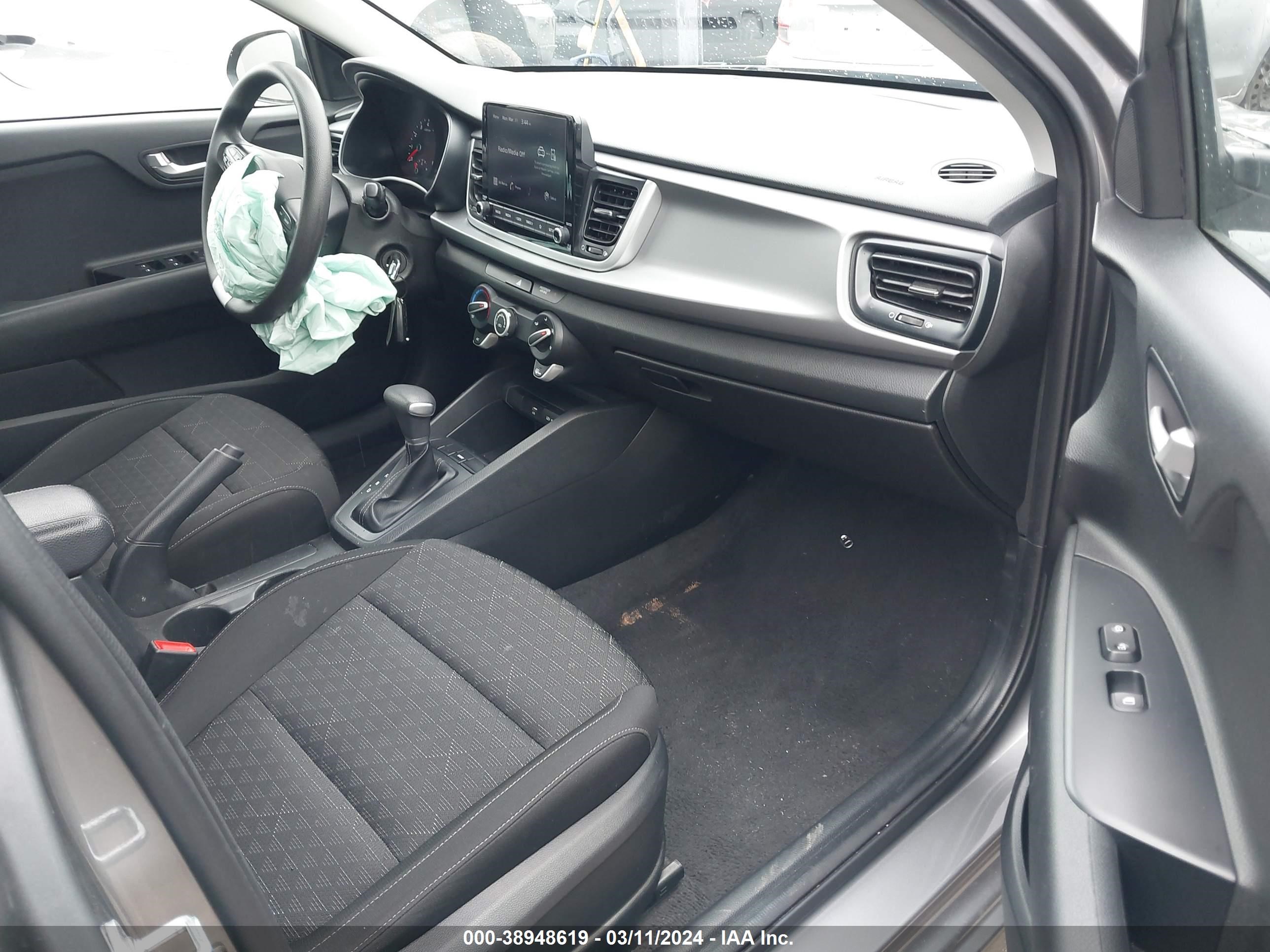 Photo 4 VIN: 3KPA24AD2ME367342 - KIA RIO 