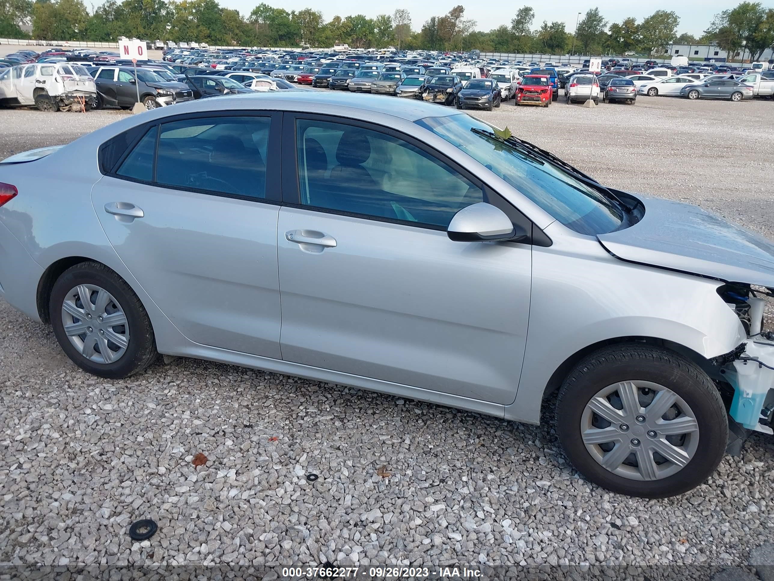 Photo 13 VIN: 3KPA24AD3PE590140 - KIA RIO 