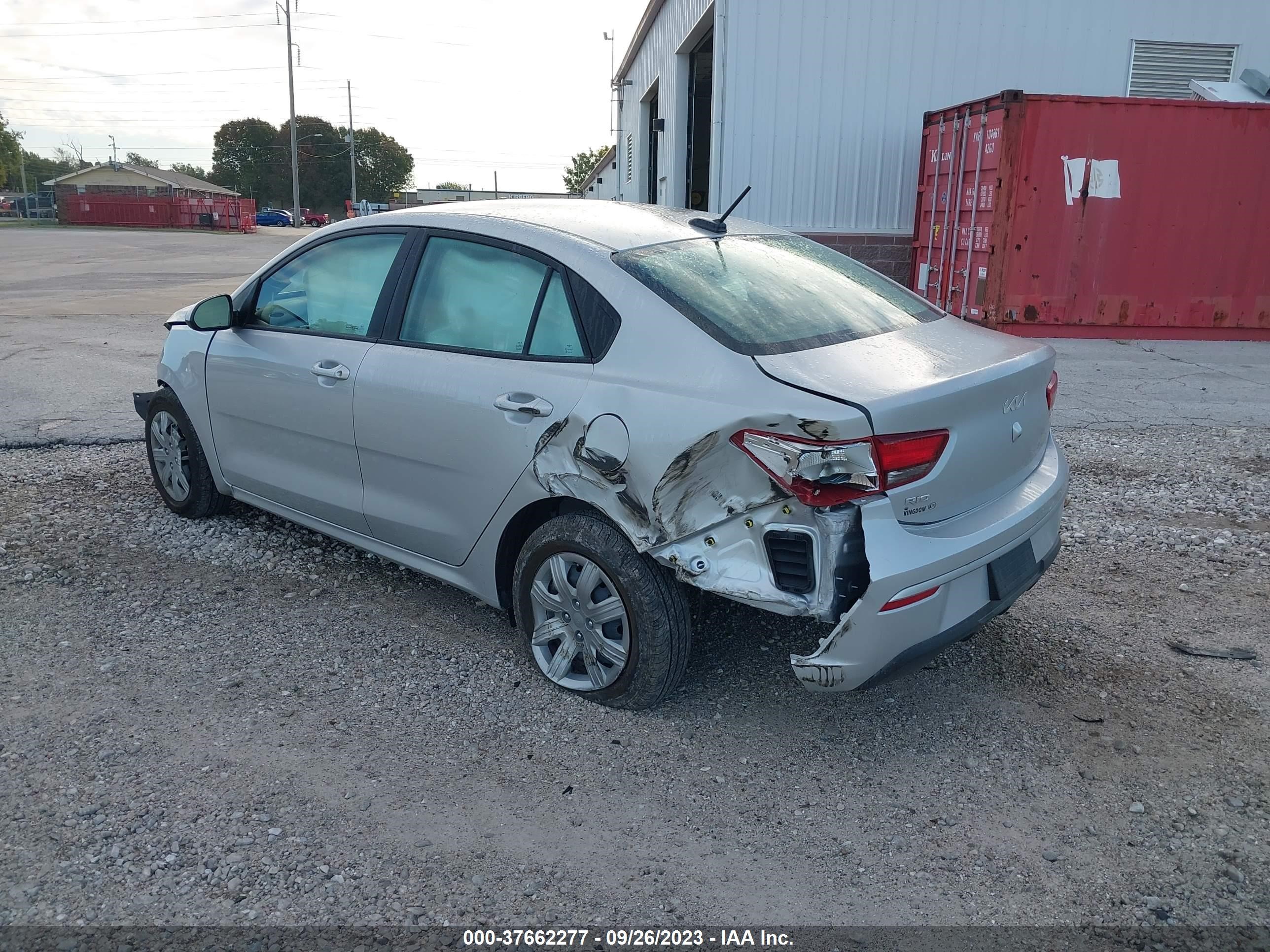 Photo 2 VIN: 3KPA24AD3PE590140 - KIA RIO 