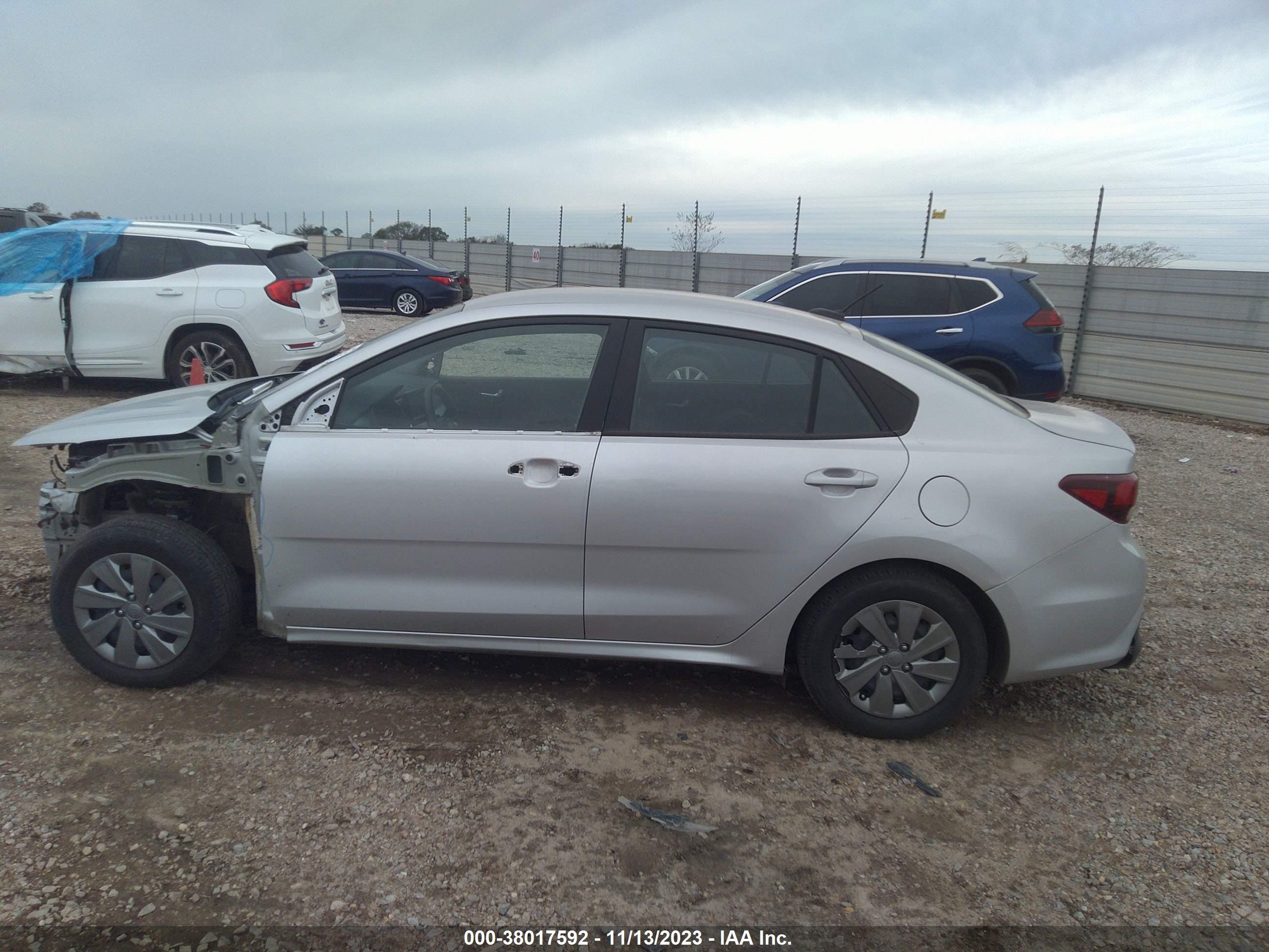 Photo 15 VIN: 3KPA24AD5LE352915 - KIA RIO 