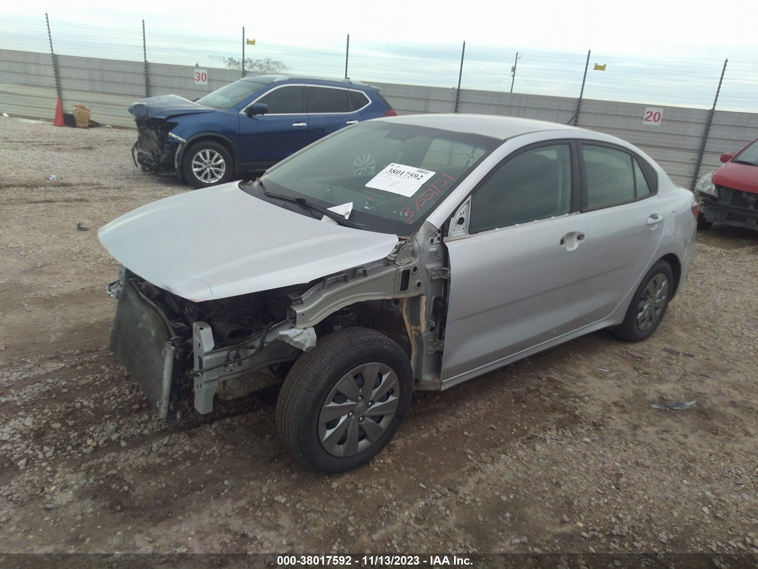 Photo 2 VIN: 3KPA24AD5LE352915 - KIA RIO 