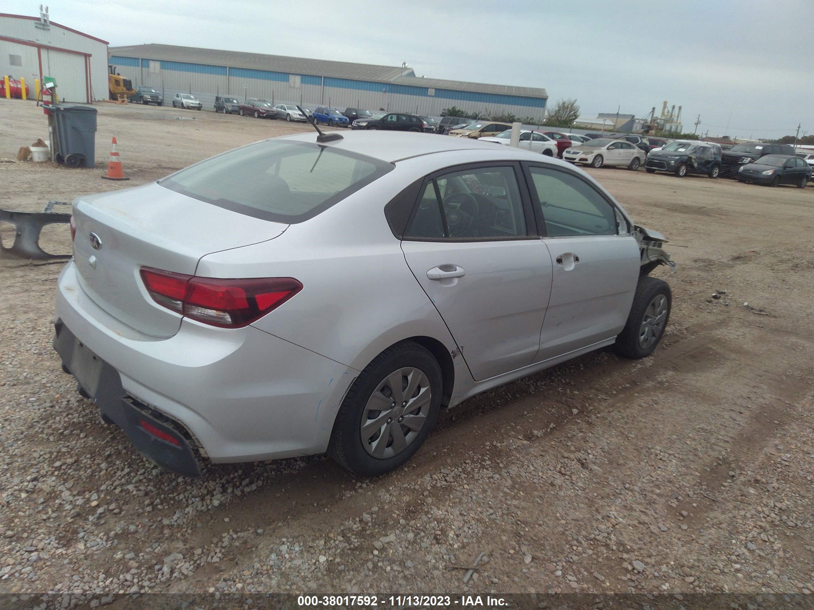 Photo 4 VIN: 3KPA24AD5LE352915 - KIA RIO 