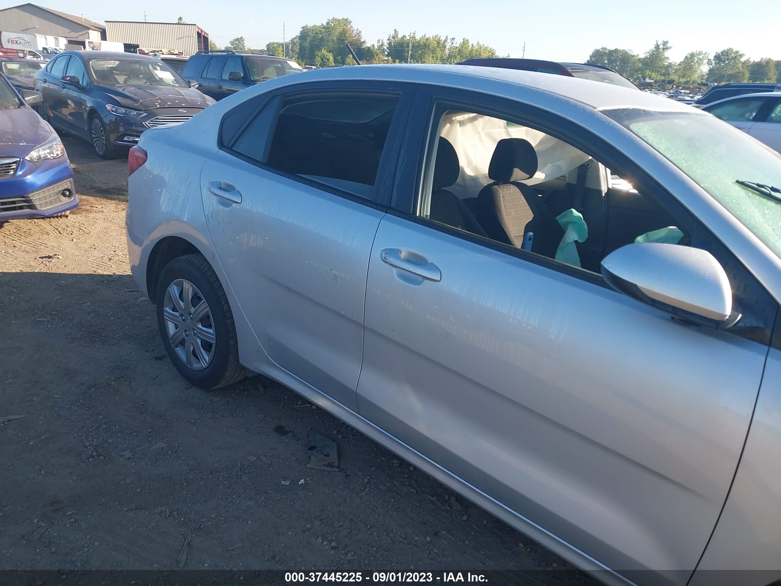 Photo 12 VIN: 3KPA24AD6PE530711 - KIA RIO 