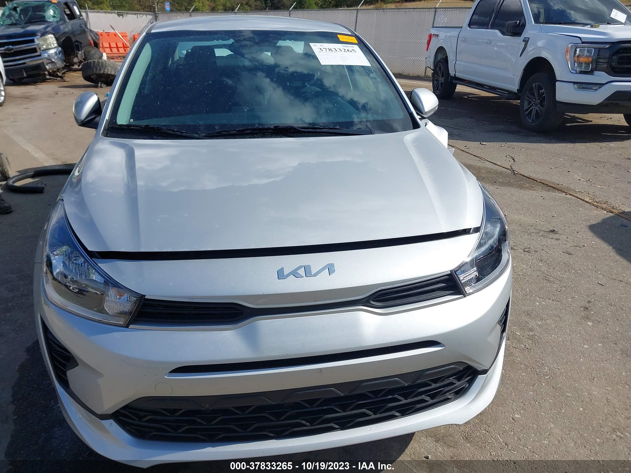 Photo 12 VIN: 3KPA24AD6PE578063 - KIA RIO 