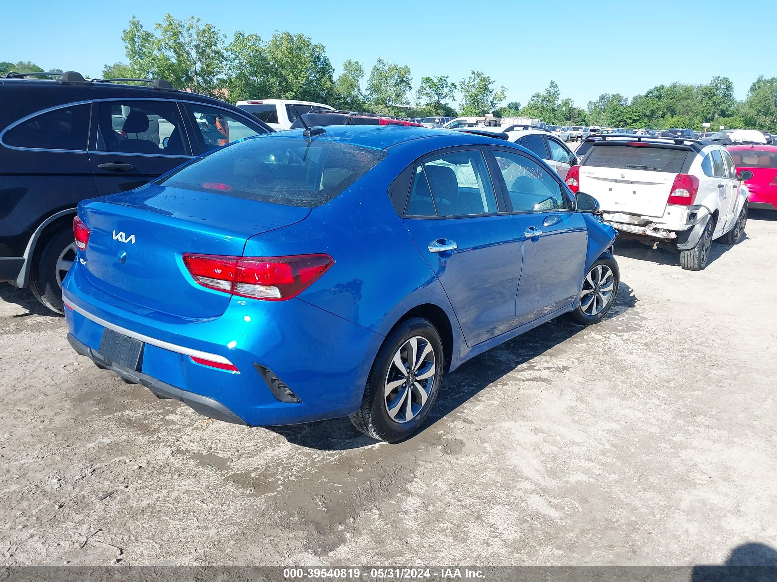 Photo 3 VIN: 3KPA24AD7PE624421 - KIA RIO 