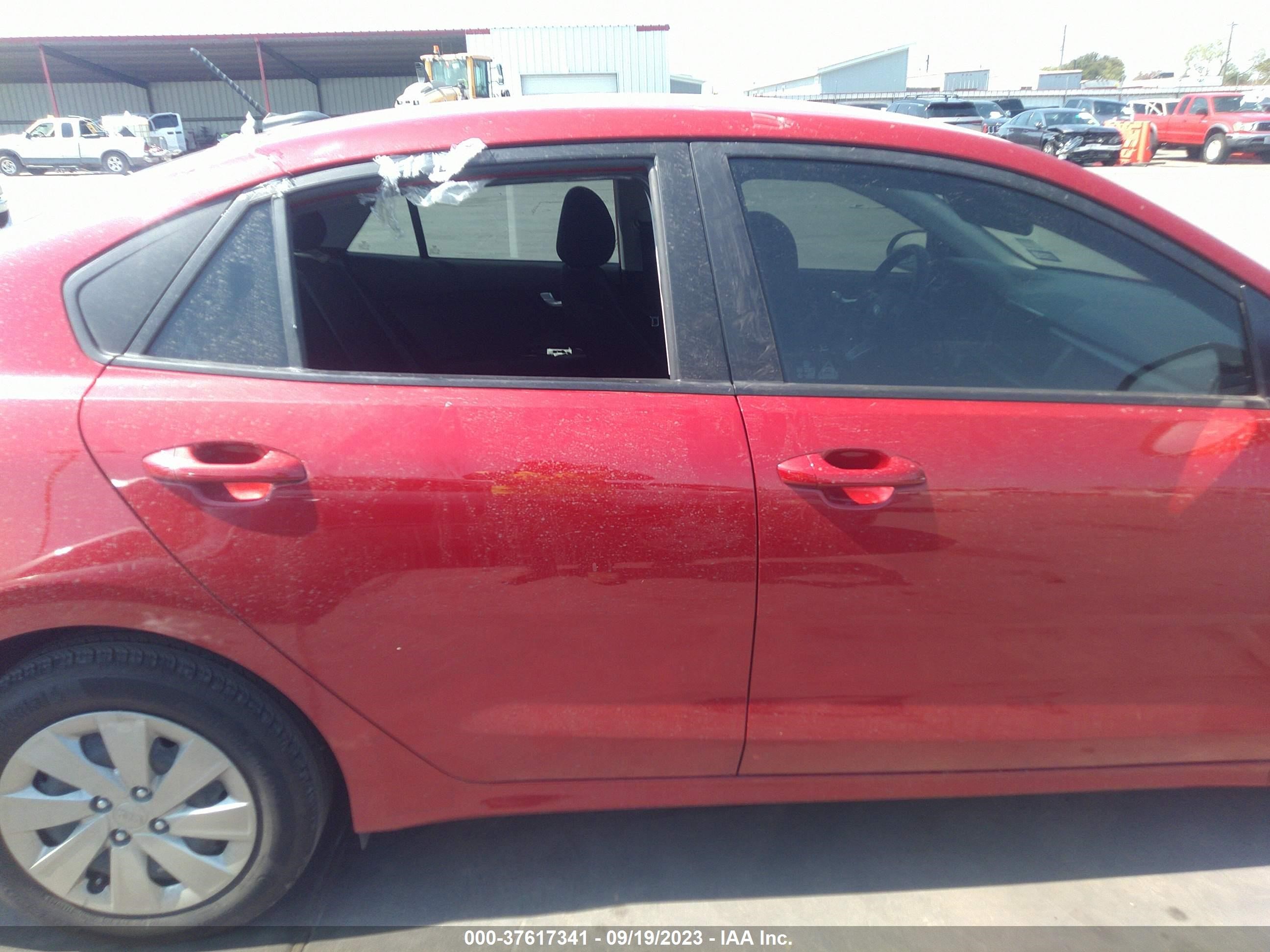 Photo 13 VIN: 3KPA24AD8LE361883 - KIA RIO 