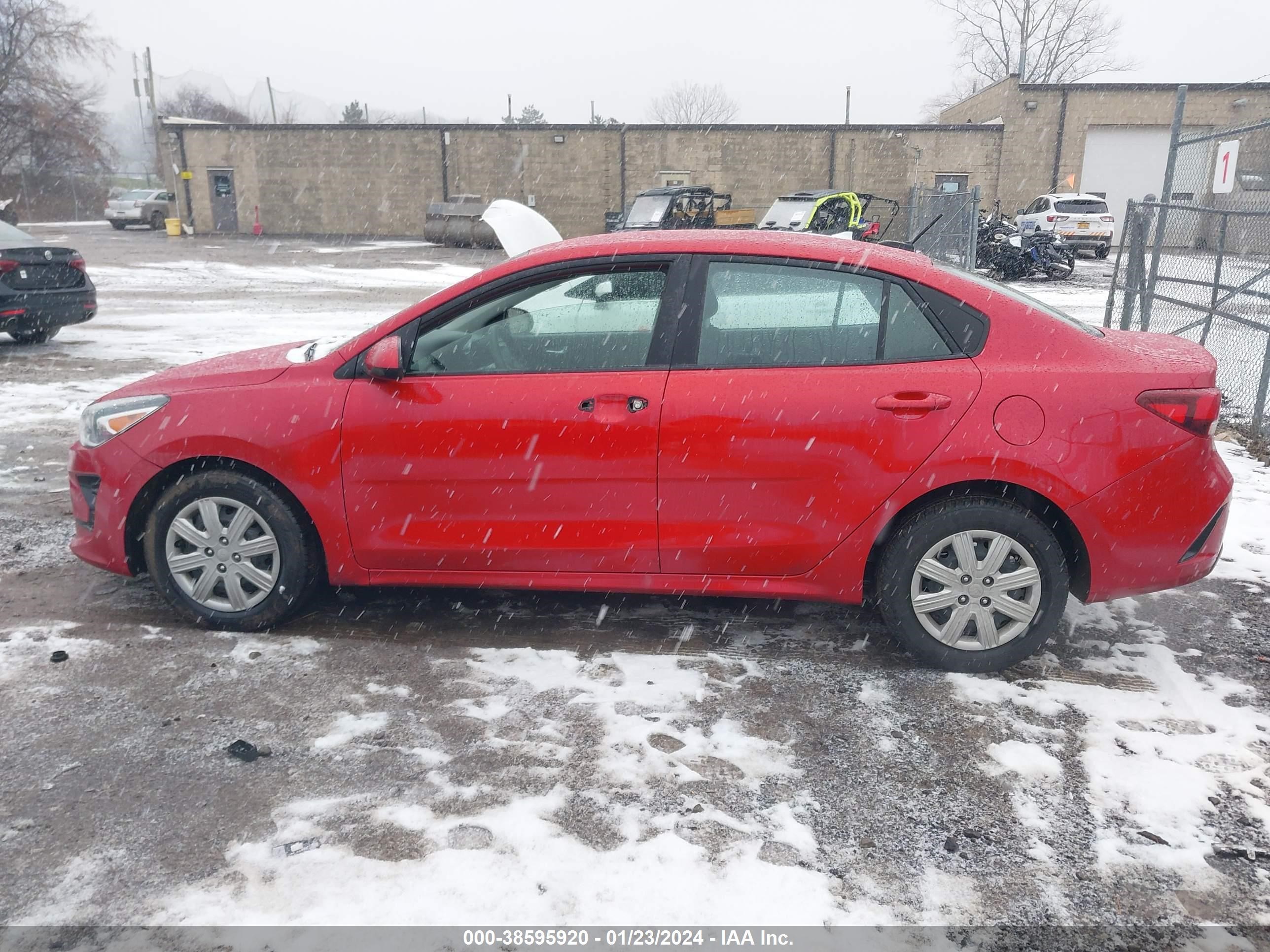 Photo 13 VIN: 3KPA24AD8ME364428 - KIA RIO 