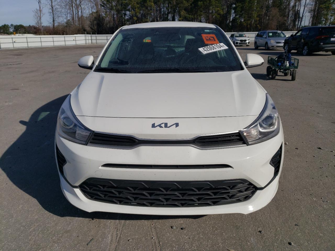 Photo 4 VIN: 3KPA25AD8NE505926 - KIA RIO 